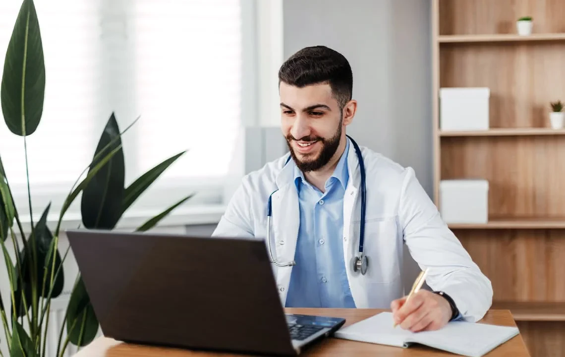 The Benefits of Using An Online Doctor UK