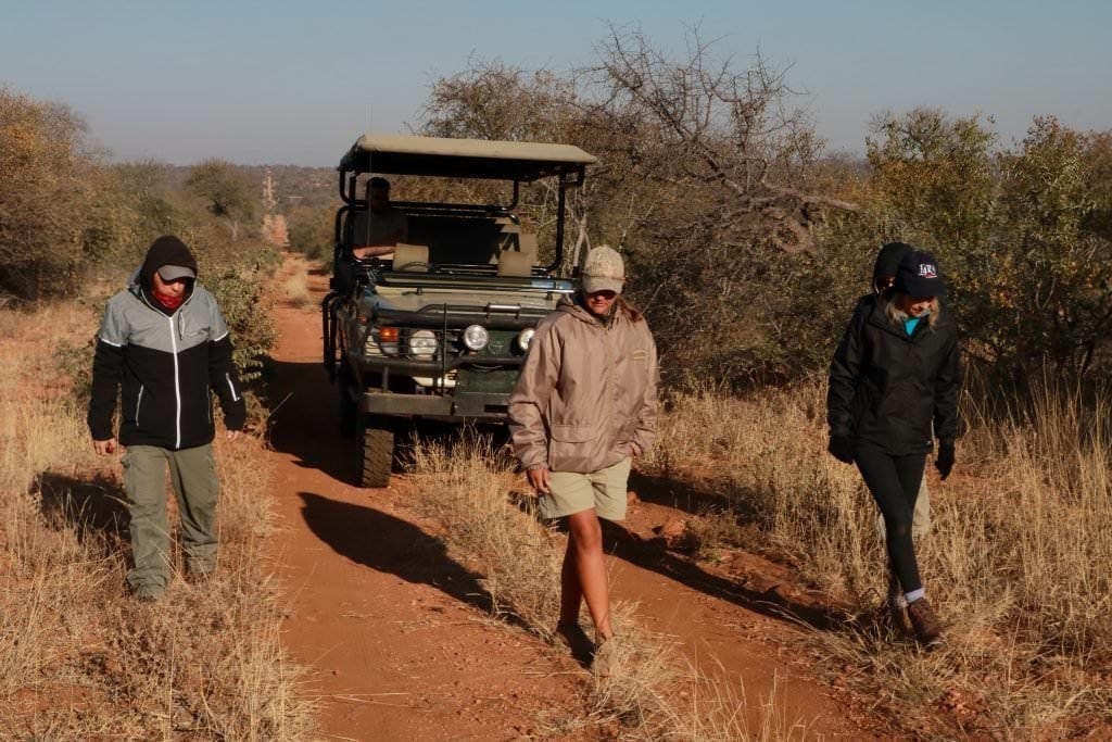 Walking with the vehicle, tracking