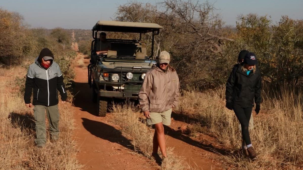 Walking with the vehicle, tracking