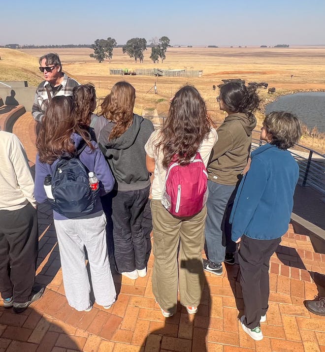 ISA Group Trip 2024: students learning