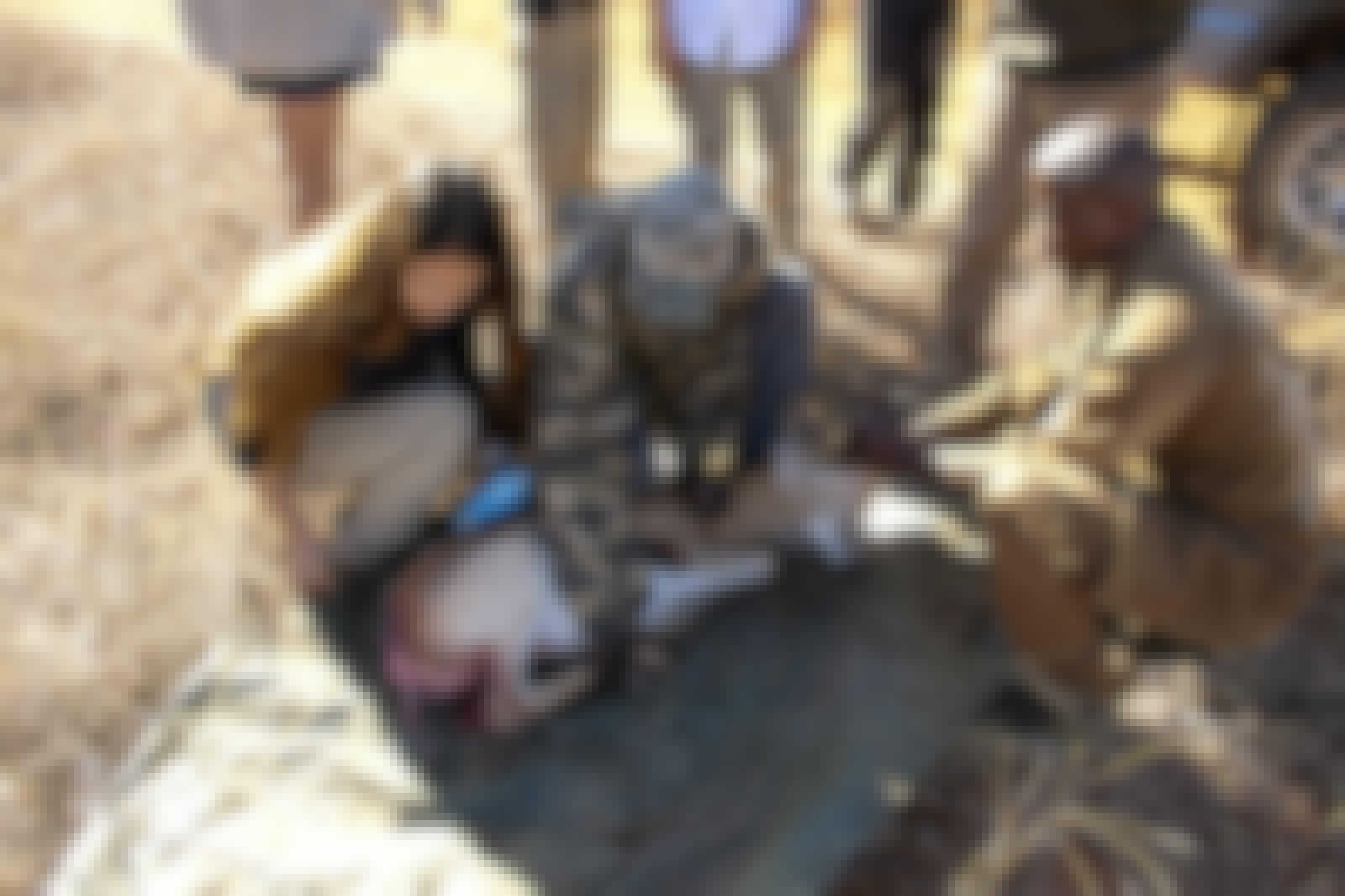 Veterinary students on the Shimongwe veterinary experience attend an injured antelope