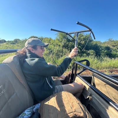 Lion conservation volunteer - Lion conservation experiences - Telemetry at Phinda