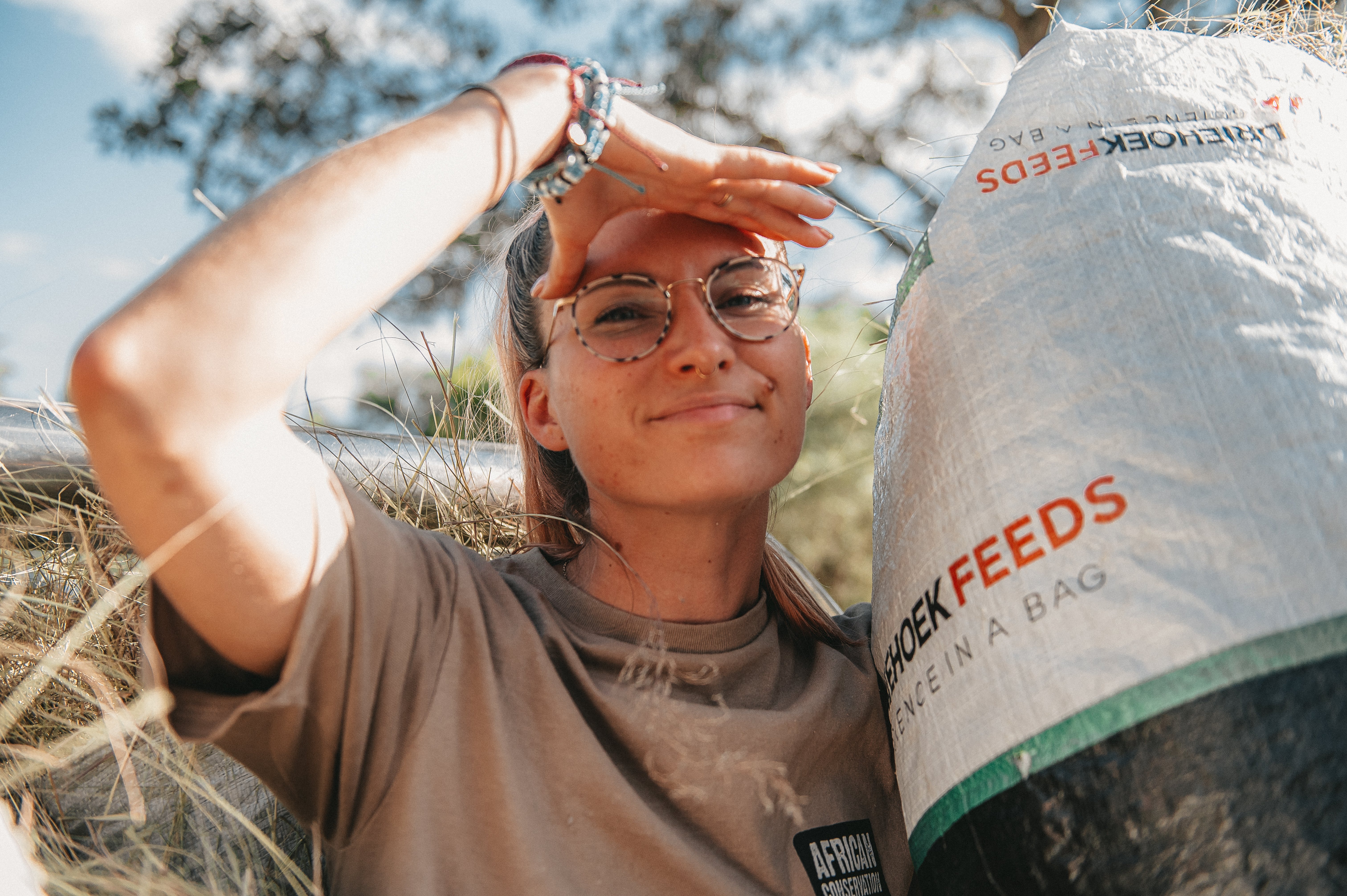 Gap year wildlife conservation - Gap year experiences - Volunteer with rhino feed