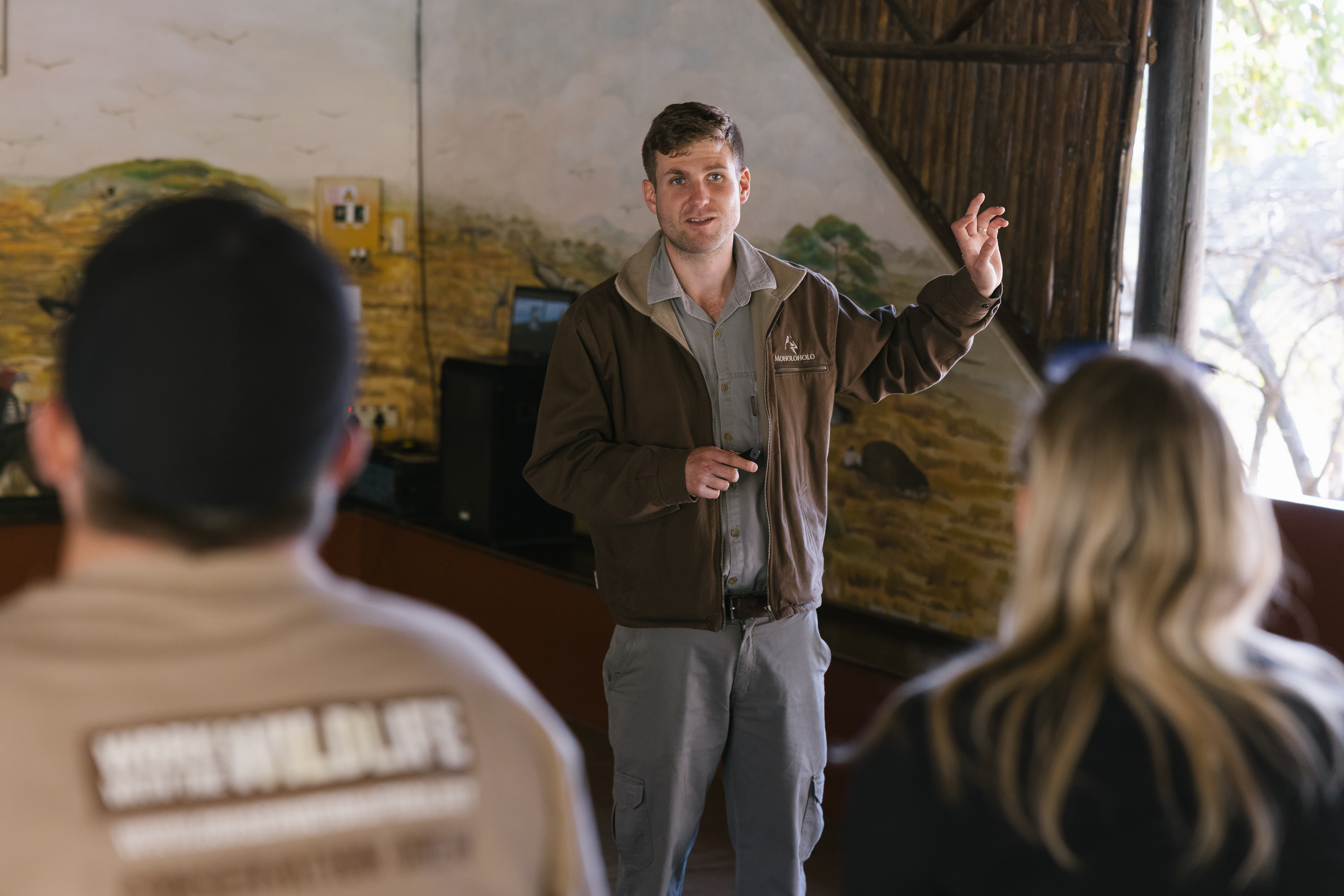 Conservation internships - Study & Career Programs - Martial Rappo of Moholoholo Wildlife Rehabilitation Centre delivering a lecture to students