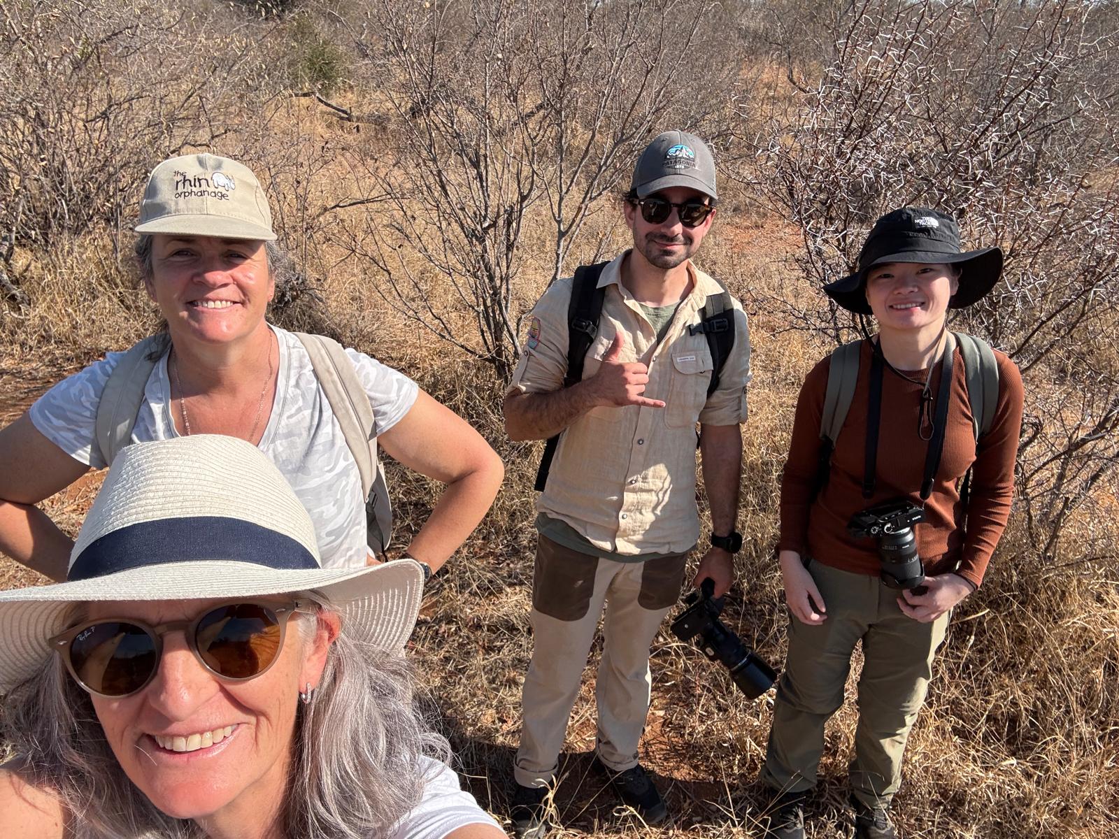 Di Roderick and Sam Hemmingway - Bush selfie
