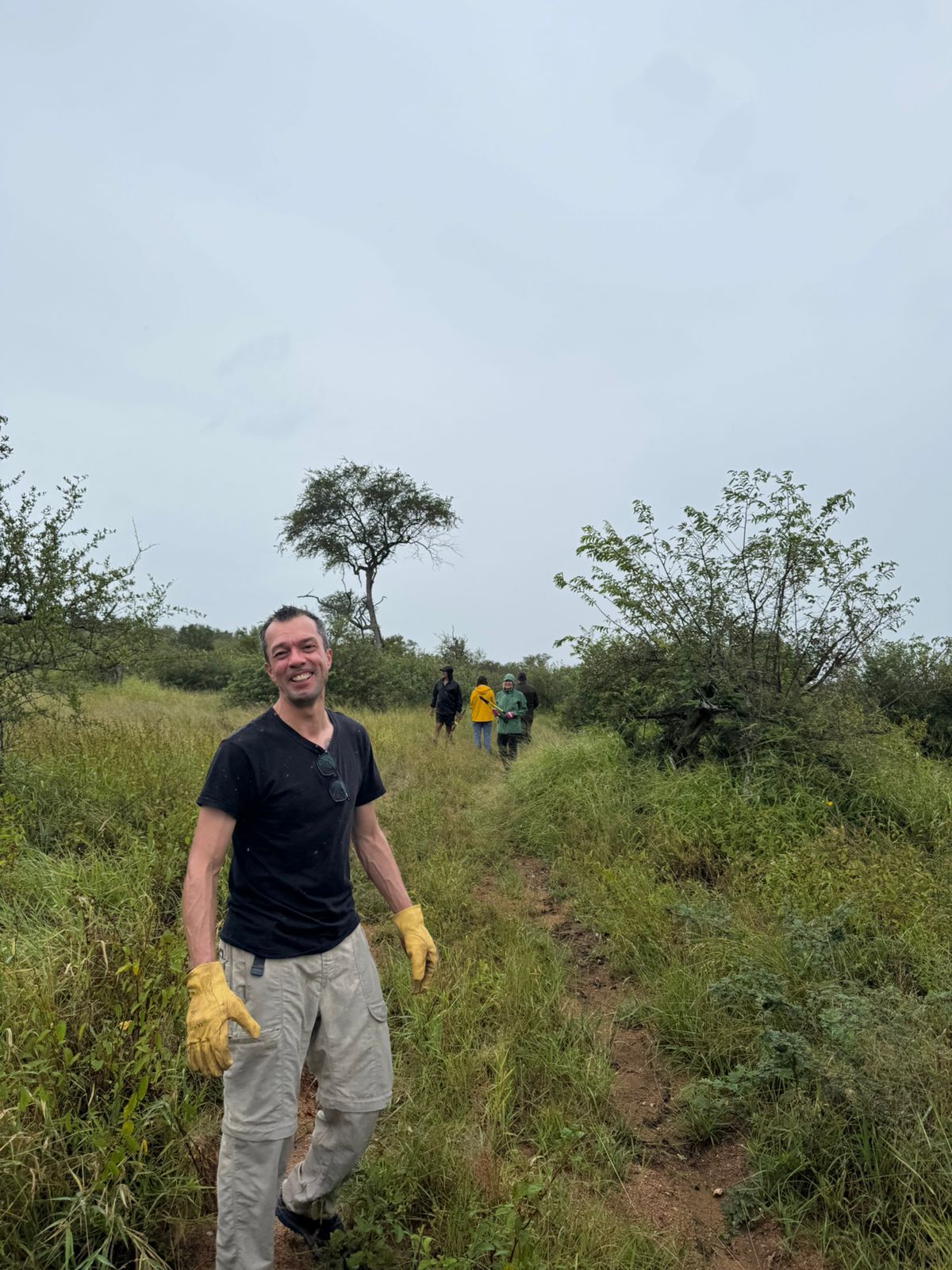 Juan Linares: volunteer working in the bush