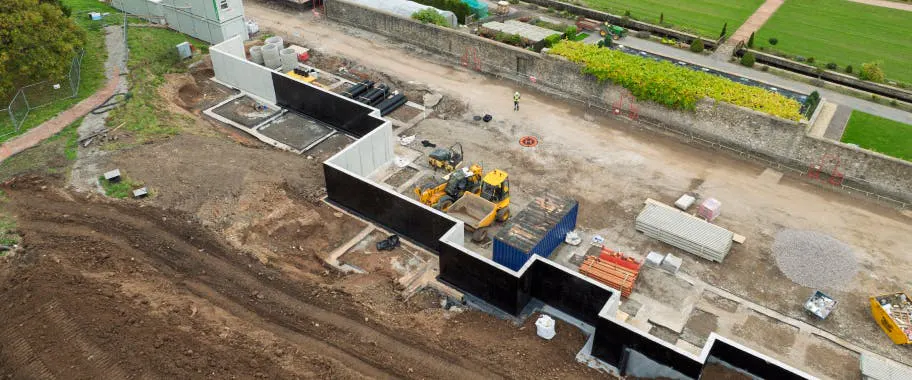 The backfilling against the 3 metre retaining wall has commenced, so work can continue at pace