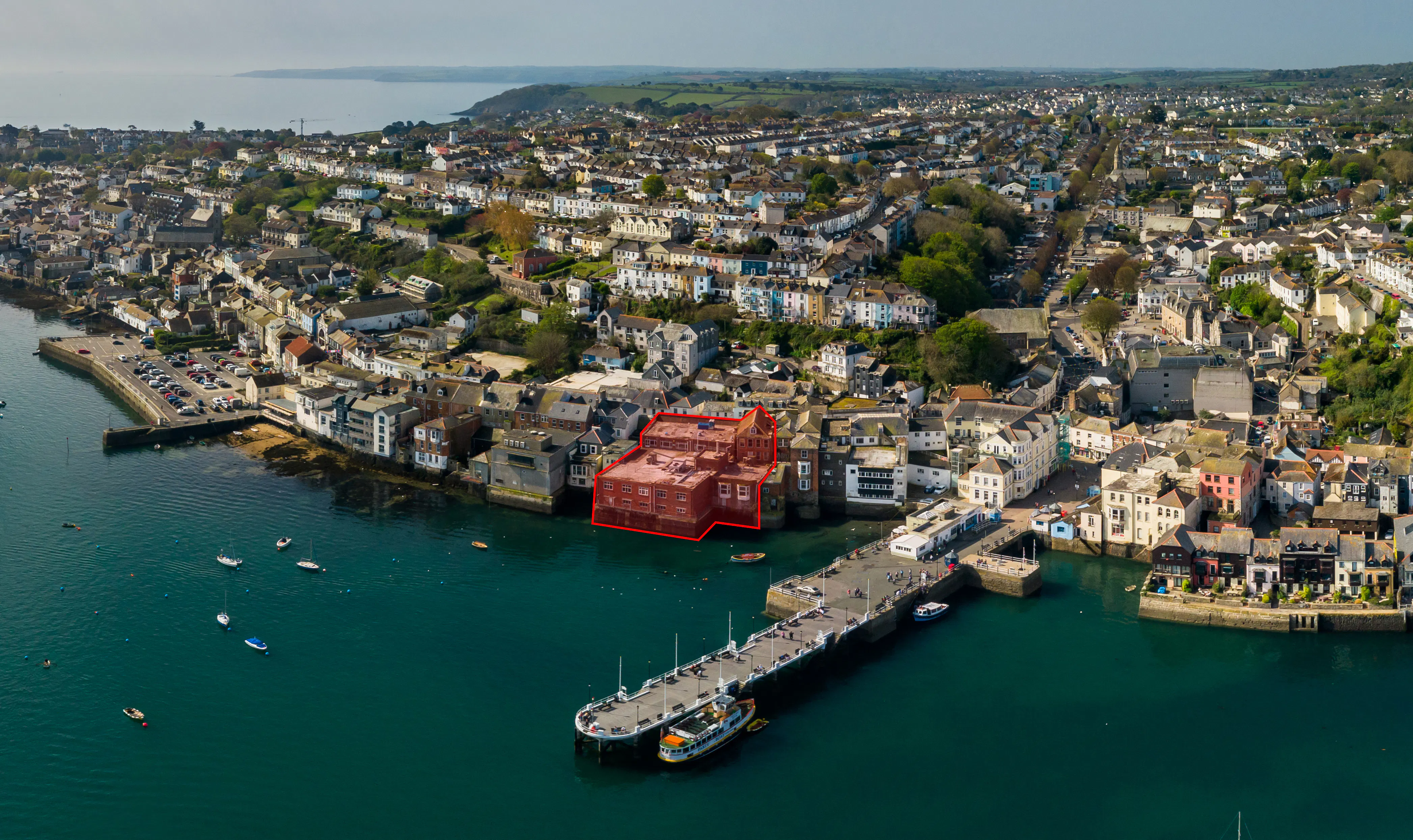 Market Quay, Falmouth - a collection of fourteen 1, 2, 3 & 4-bedroom houses, duplexes and apartments in a prime waterfront setting.