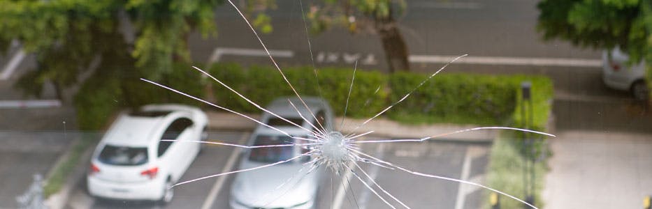 Quel est le prix d'un remplacement de vitre de voiture ?