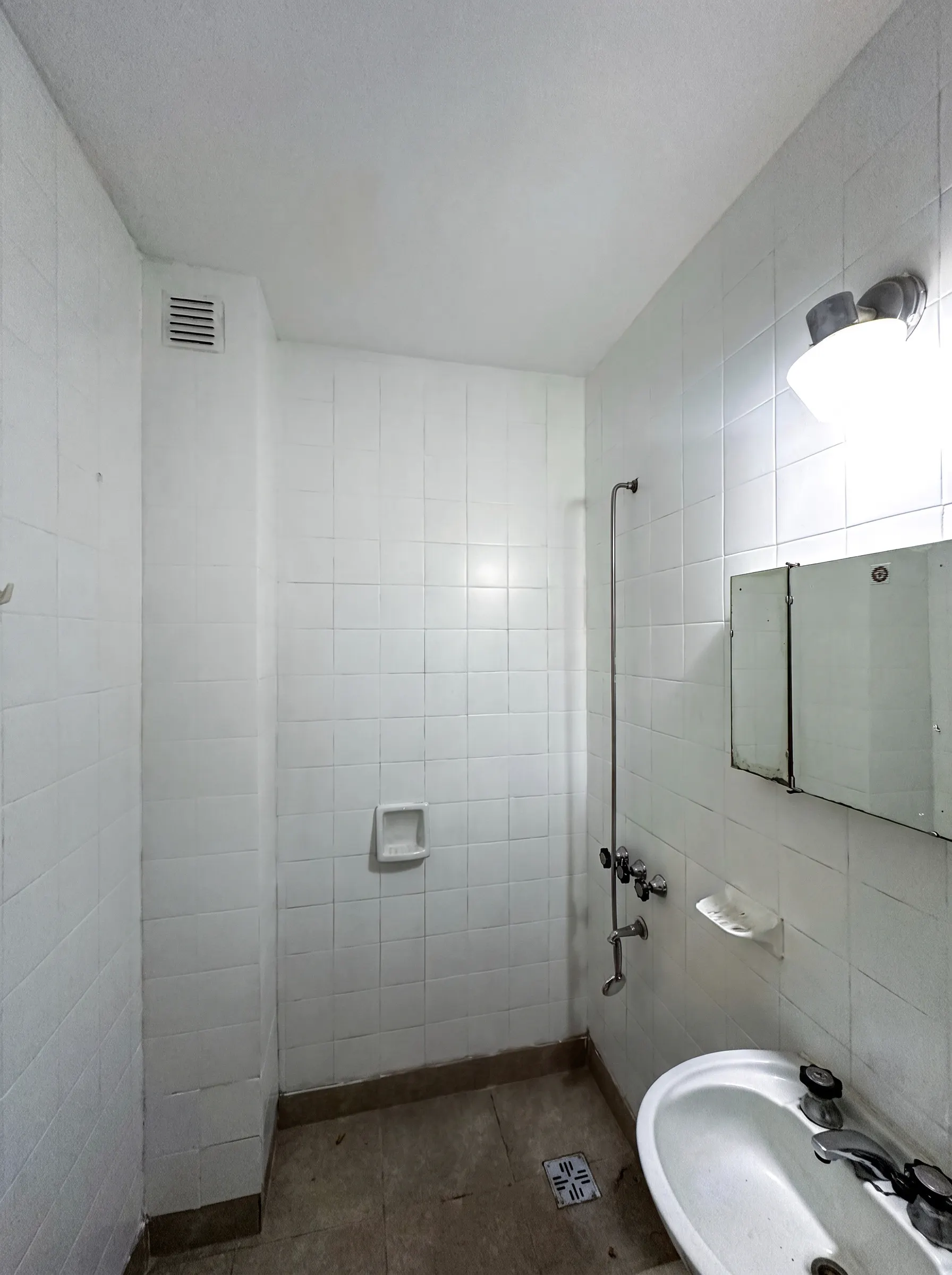 Departamento Un Dormitorio c/ Patio / Apto Crédito – Antelo 1046, Rosario
