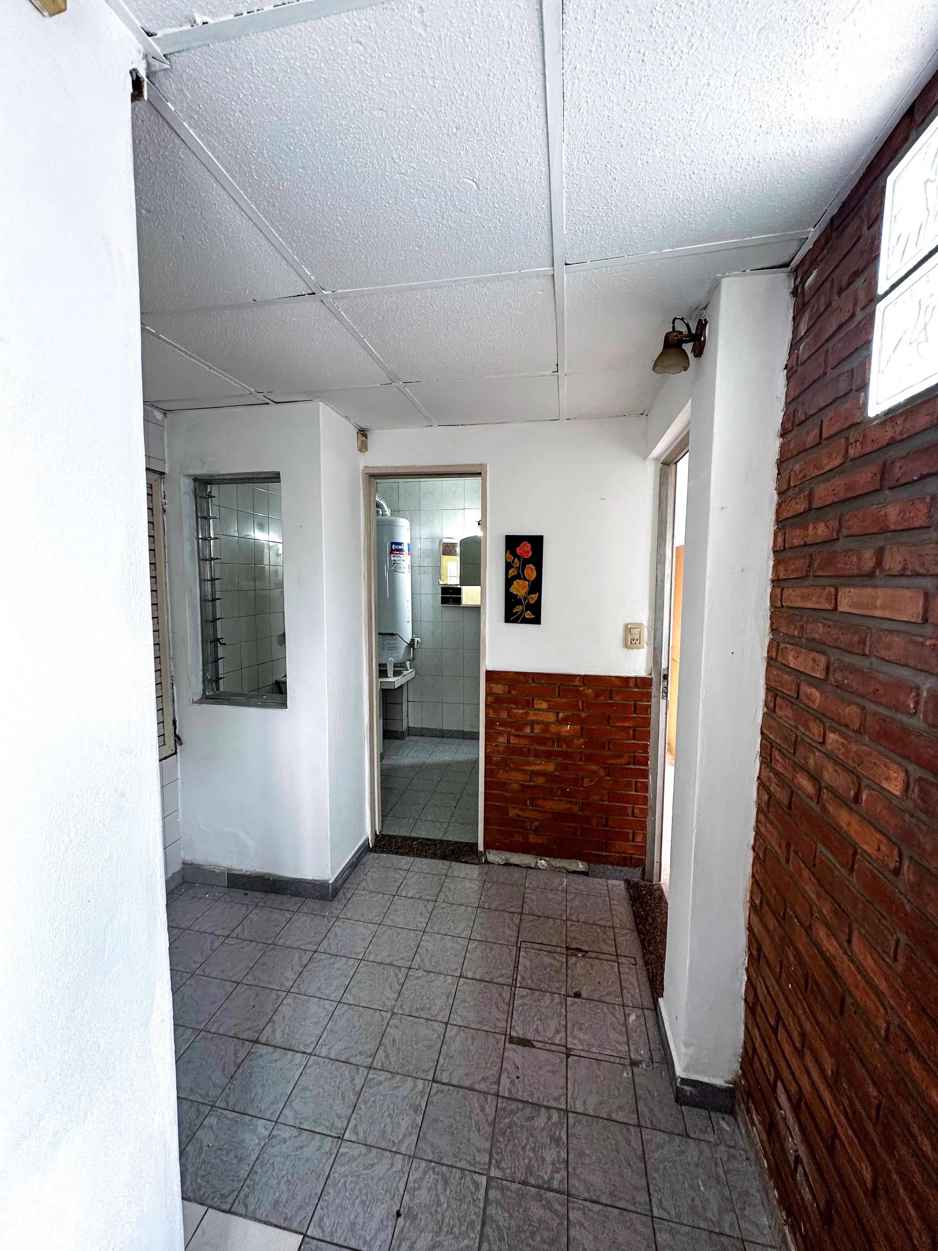 Casa Interna de 2 Dormitorios con Patio – Zuviría 6256