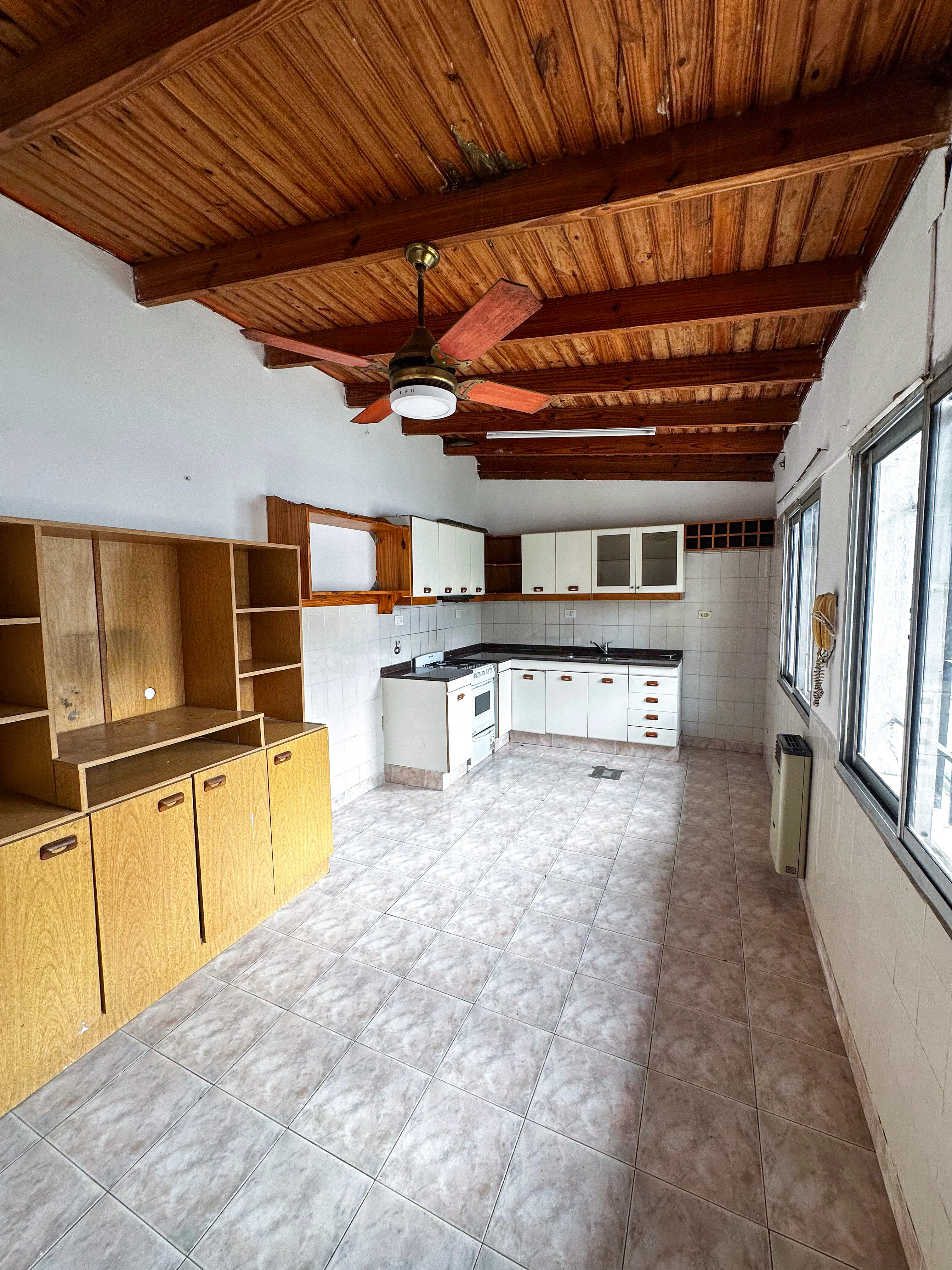 Casa Interna de 2 Dormitorios con Patio – Zuviría 6256