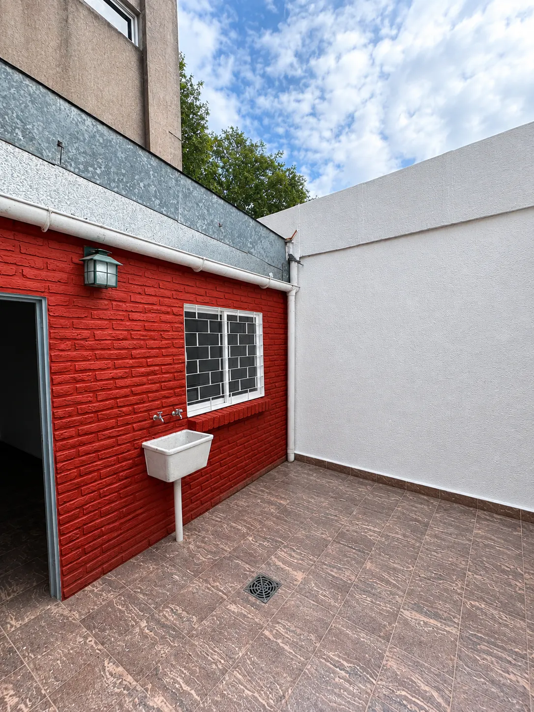 Departamento Un Dormitorio c/ Patio / Apto Crédito – Antelo 1046, Rosario