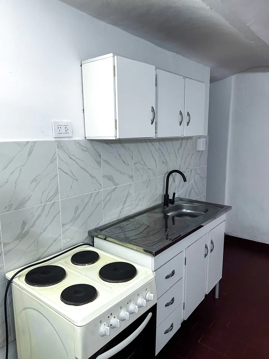 Monoambiente Reciclado a Nuevo – Alvear 32