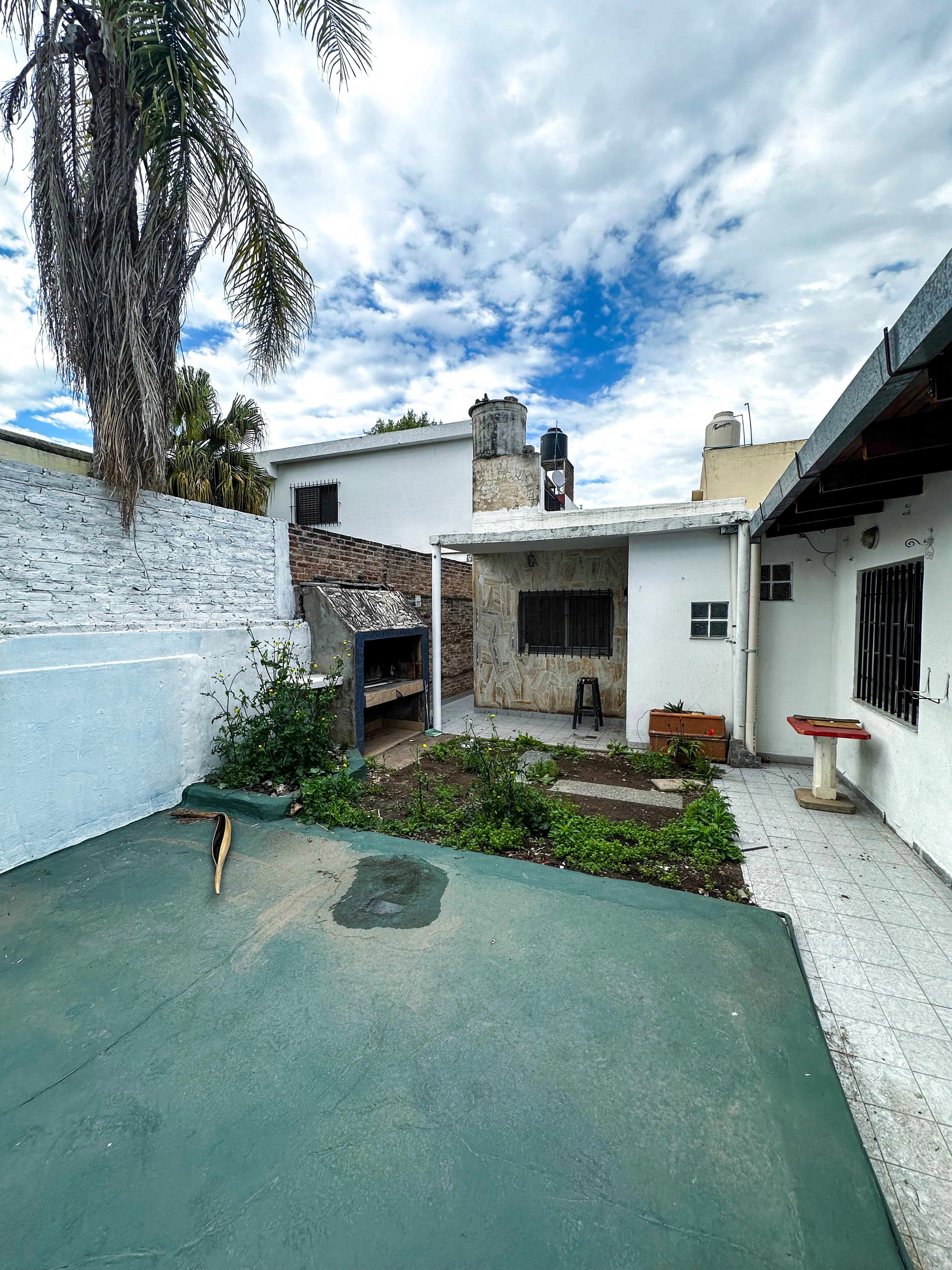 Casa Interna de 2 Dormitorios con Patio – Zuviría 6256