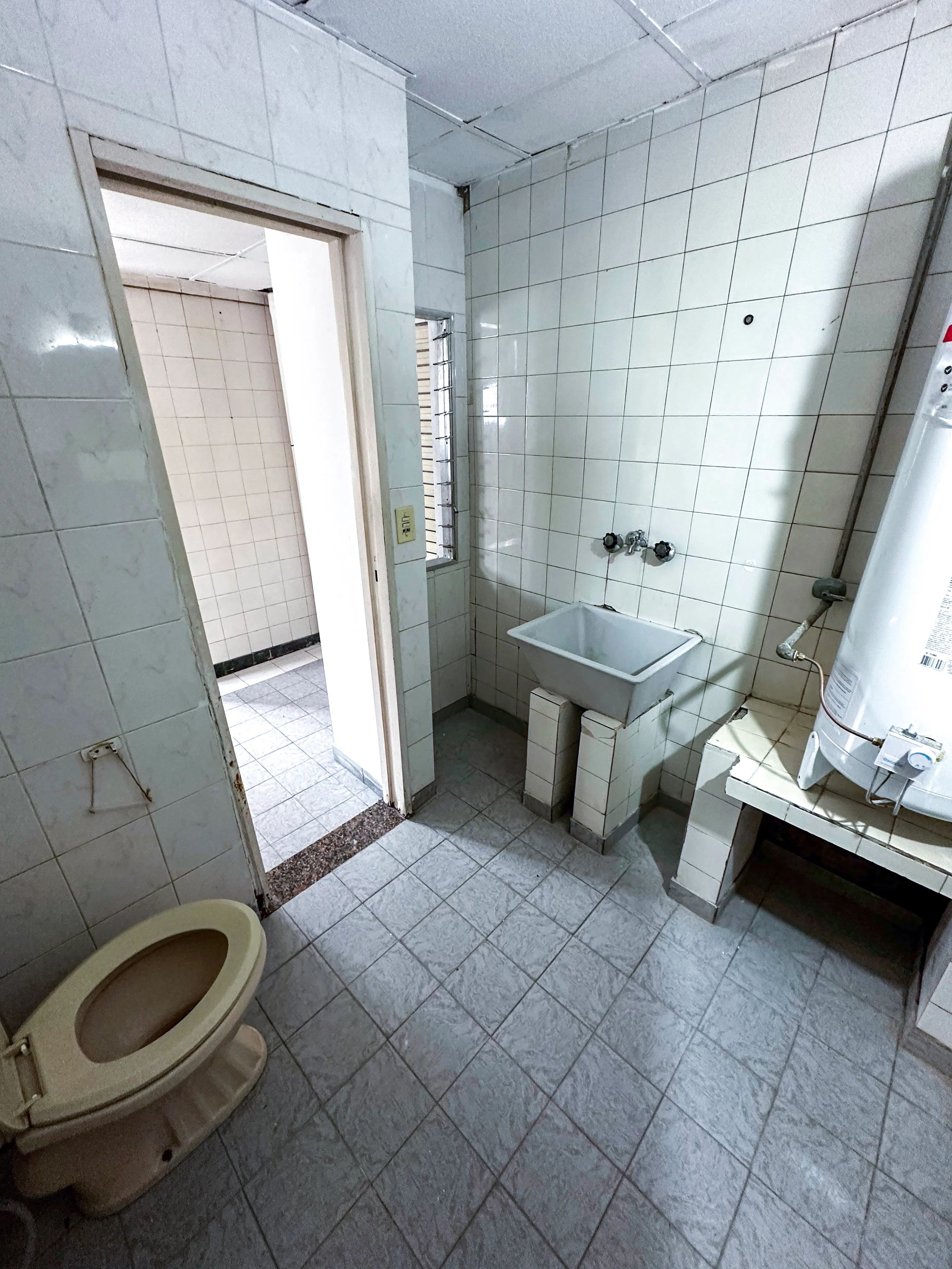 Casa Interna de 2 Dormitorios con Patio – Zuviría 6256