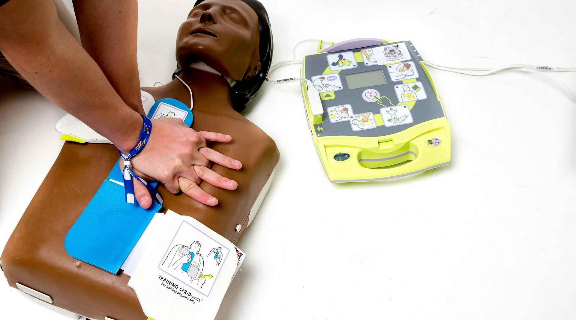 Basic Life Support and Safe use of an Automated External