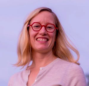 headshot of Laura Noren