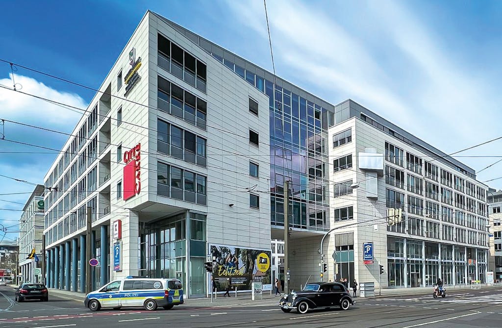 Ansicht des Geschäftshaus-Ensembles "City-Carré" in der Magdeburger Innenstadt