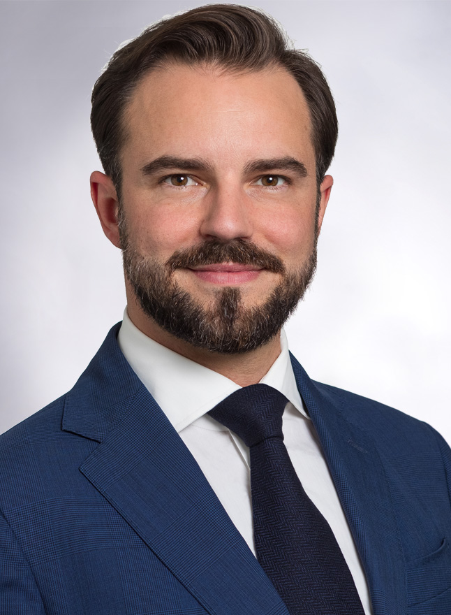 Porträt von Denis Olf, Mitglied des Aengevelt-Teams Investment & Development in Frankfurt