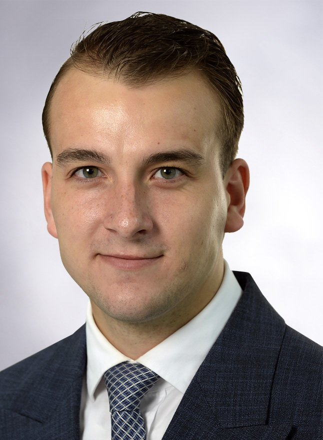 Porträt von Tim Odenbrett, Berater Gewerbliche Vermietung bei Aengevelt Immobilien in Düsseldorf