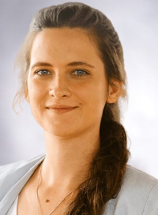 Porträt von Linda Kicherer, Immobilienberaterin bei Aengevelt Immobilien in Magdeburg