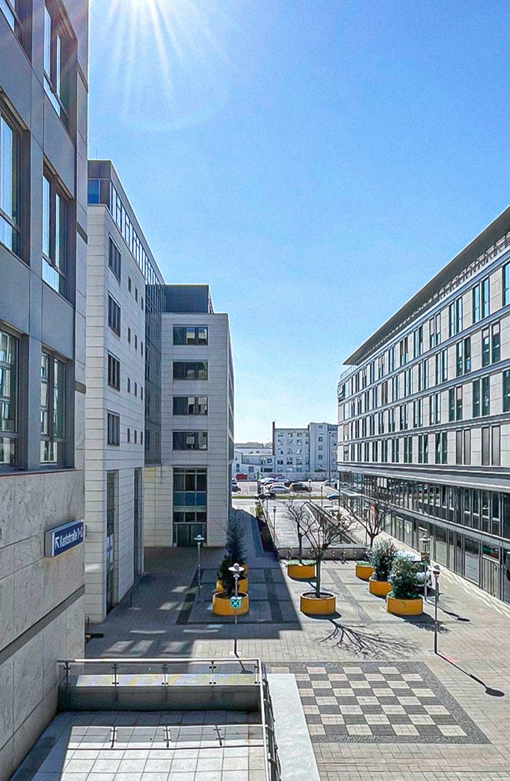 Blick in den City Carre Innenhof in Magdeburg