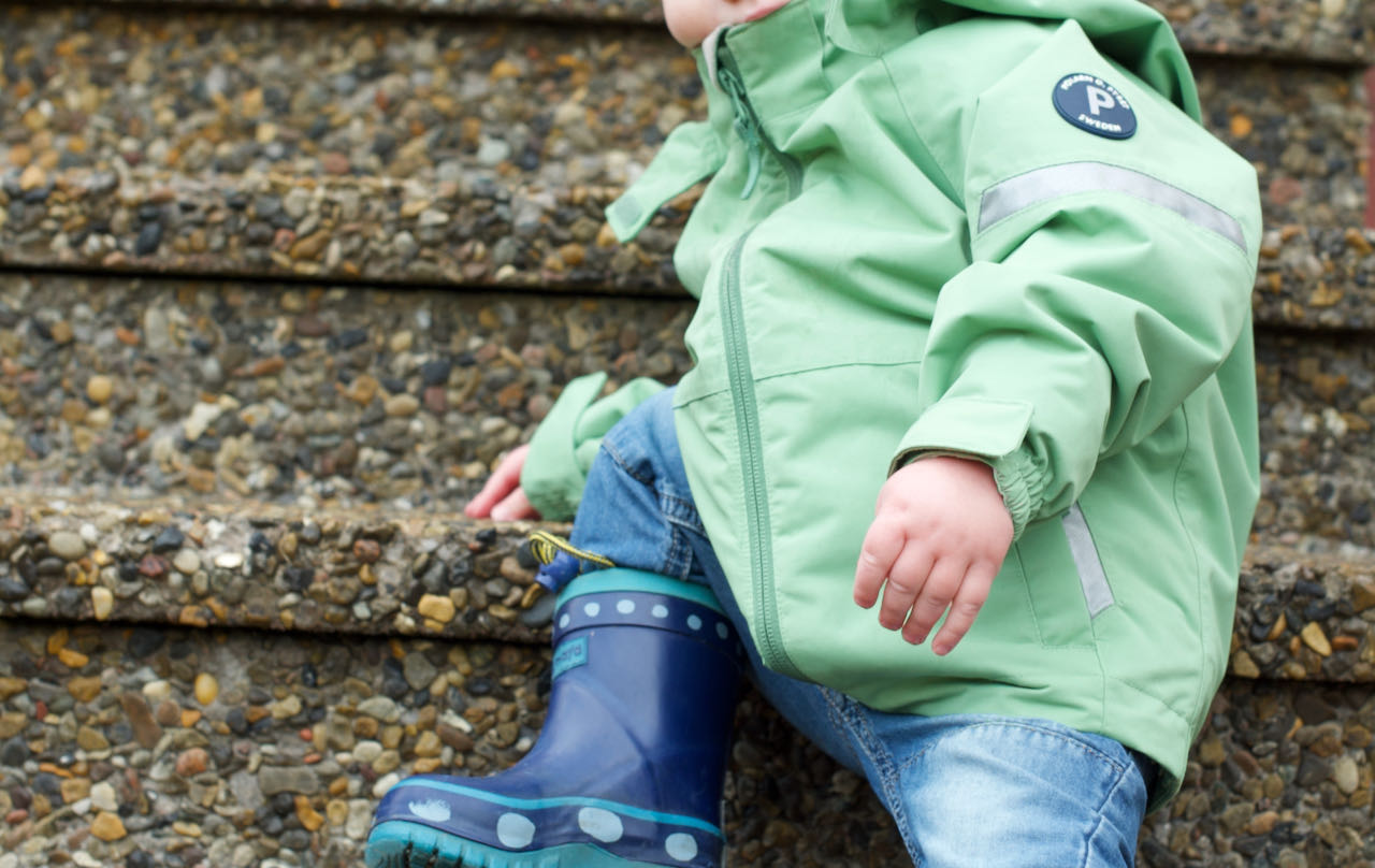 Grön Polarn & Pyret skaljacka, jackan på bilden beställdes med kompletterande lättviktsjacka i matchande färg