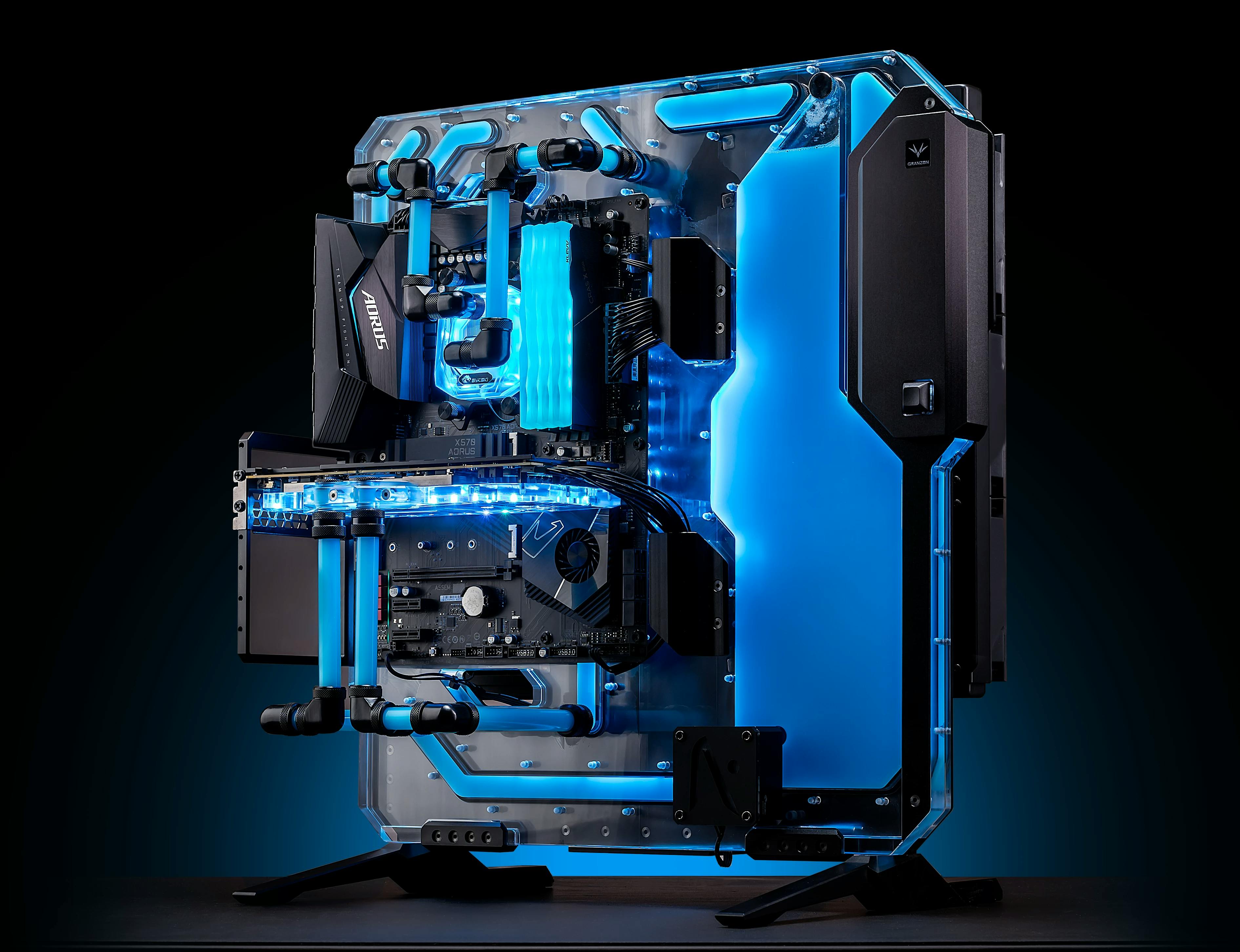 EXPLORER | AFTERSHOCK PC