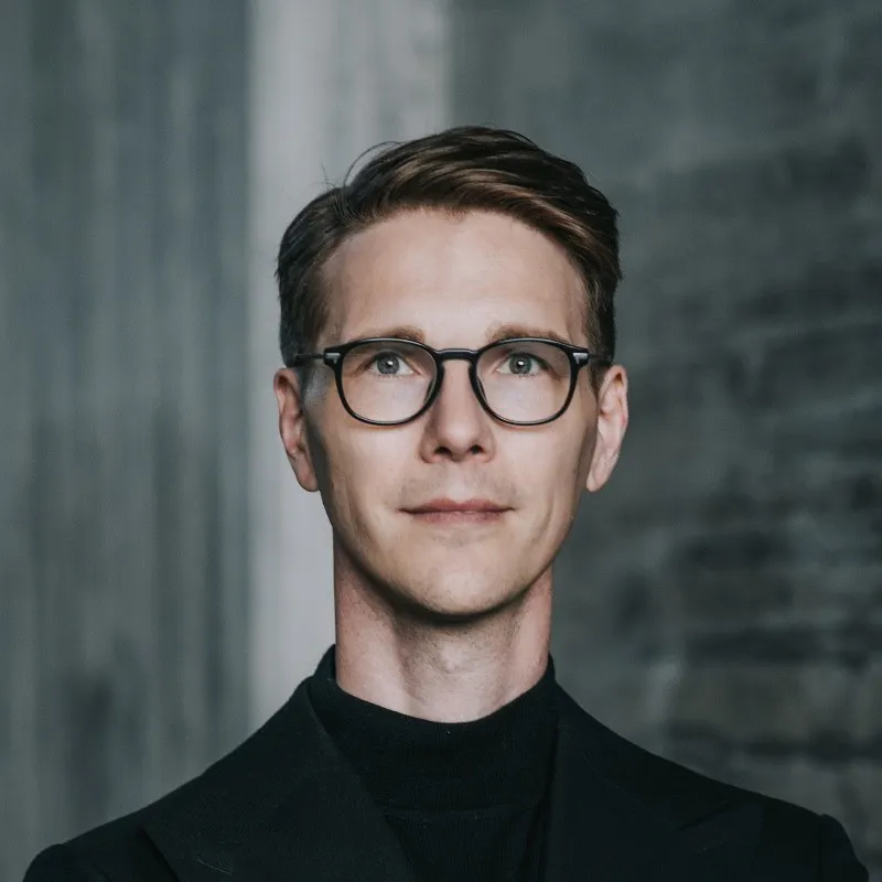 https://www.linkedin.com/in/jesperbylund/