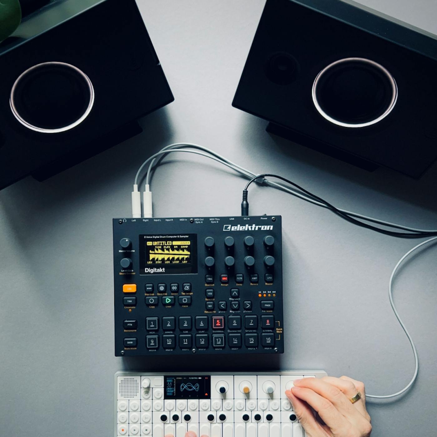 UNIT-4 Wireless+ Studio Monitors | AIAIAI UNIT-4 Wireless+ Studio Monitors | AIAIAI