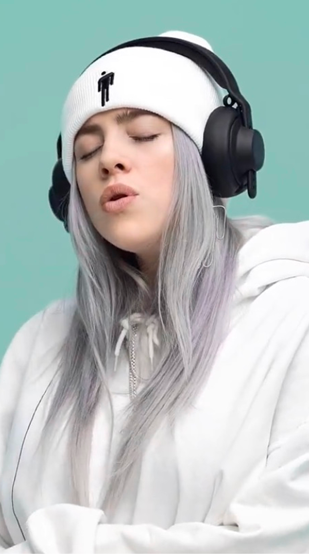 BILLIE EILISH
