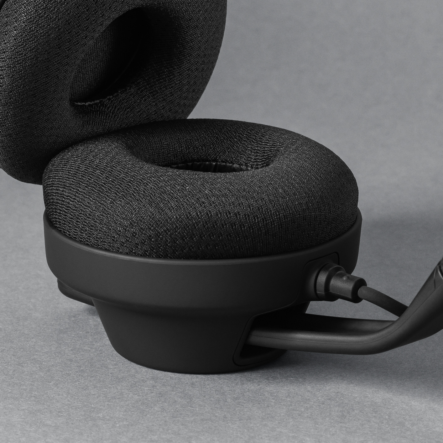 Aiaiai bluetooth outlet headphones