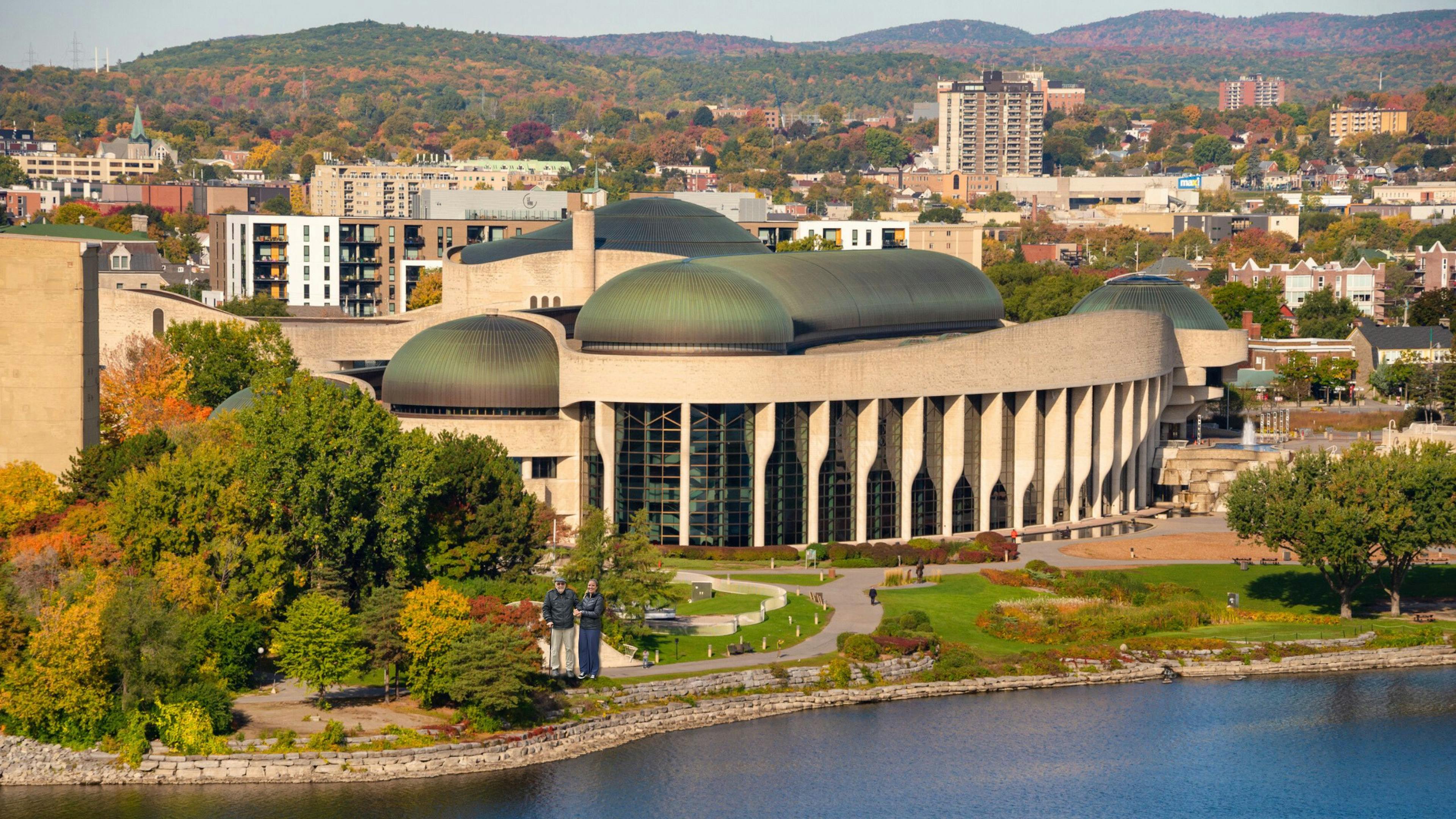 Accompagnement à domicile, une aide d’Aidexpress offrant un service d’aide à la maison pour accompagner une personne âgée dans ses activités à Gatineau en Outaouais.