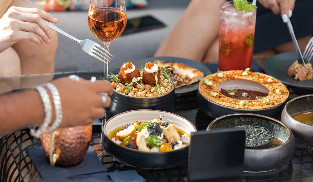 register your restaurant in Hong Kong