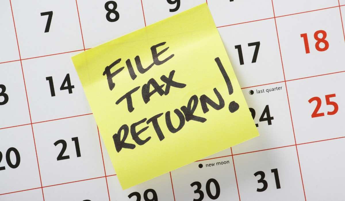 how to file profit tax return