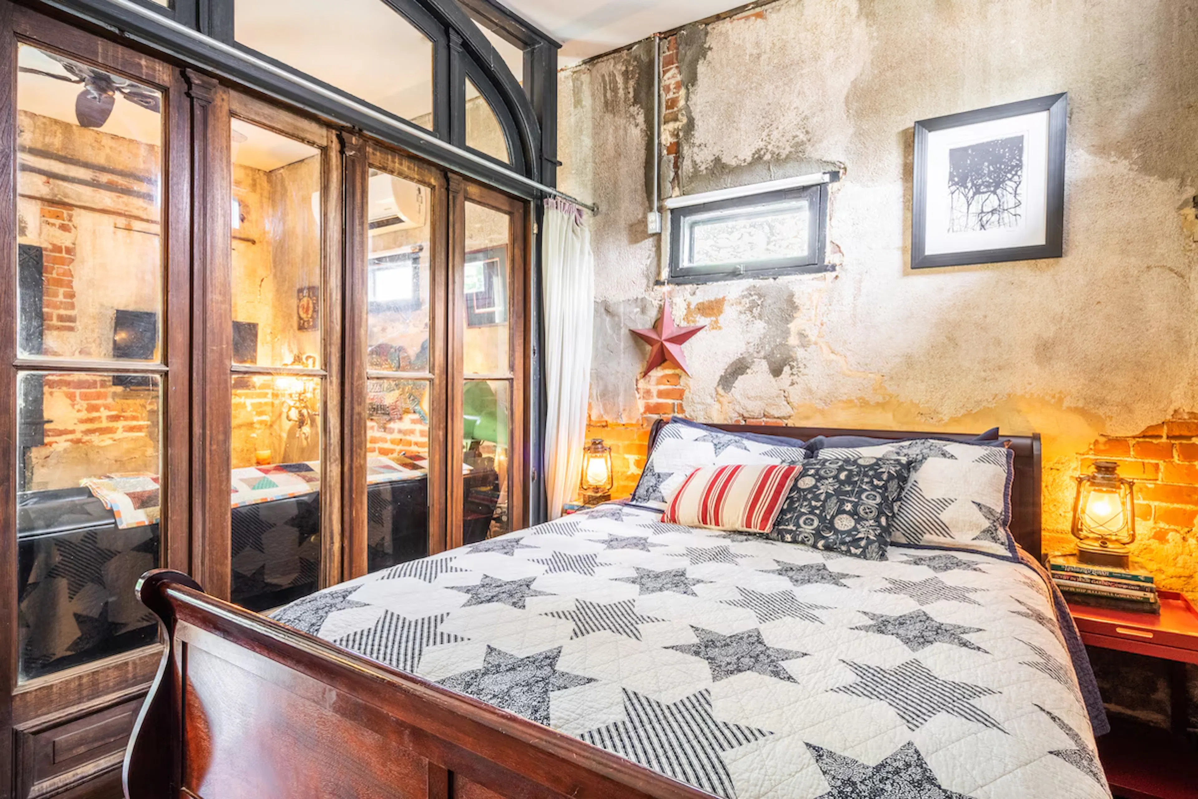 Historic carriage house vacation rental in Denver