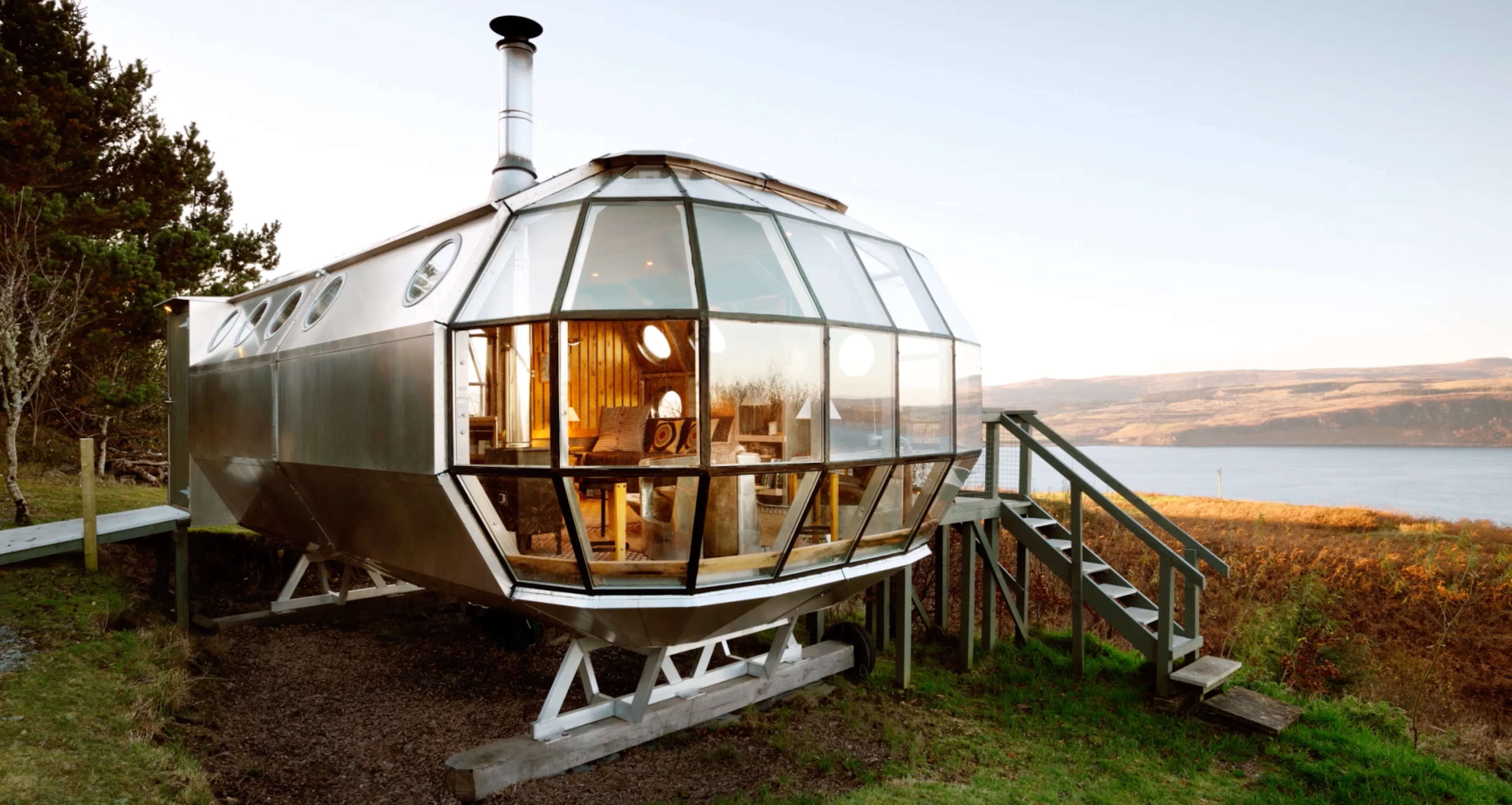 How to Become an Airbnb Superhost in 2025 🏆