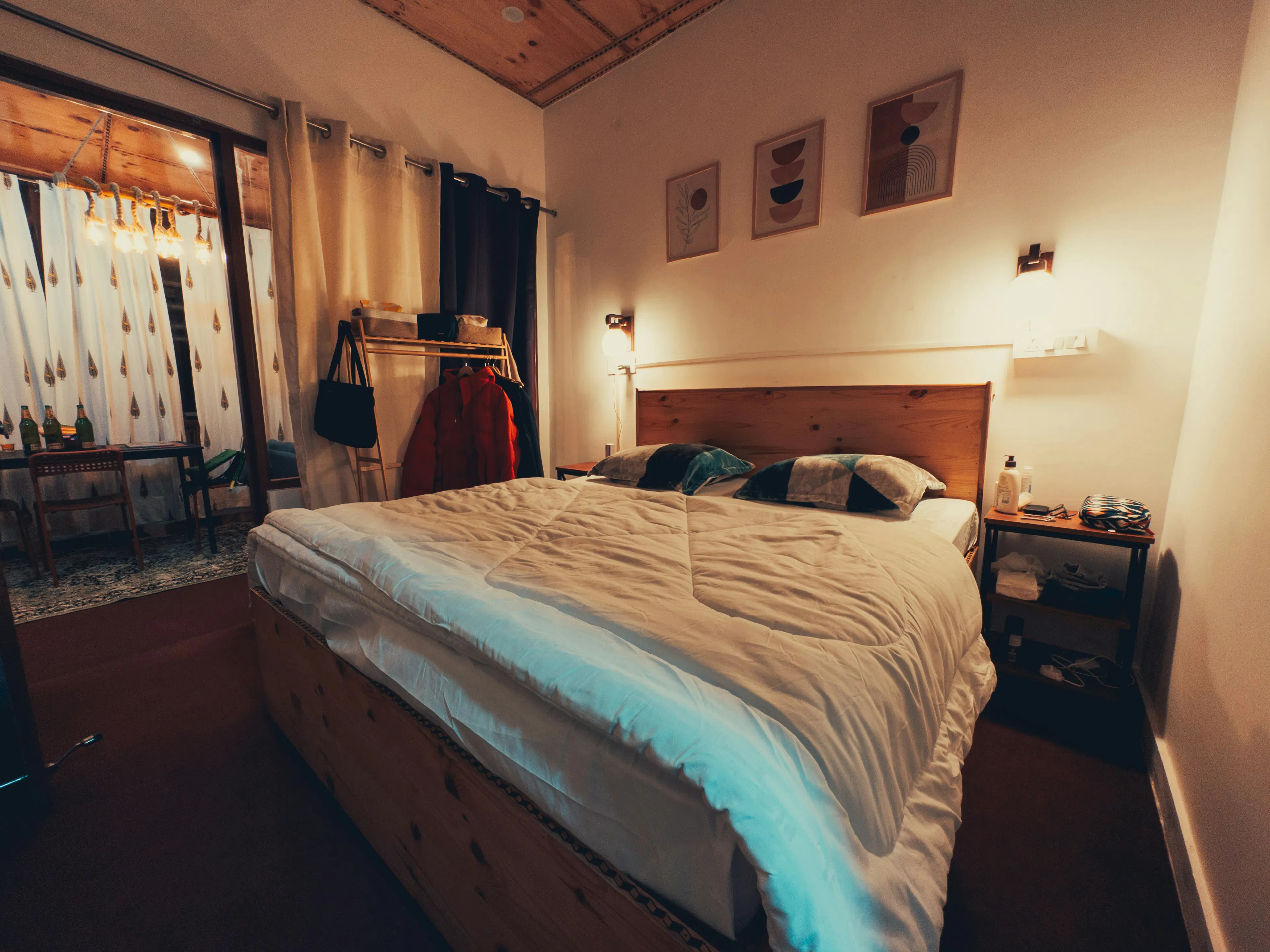 Airbnb Smart Pricing: How It Works and When You Might Need to Level Up