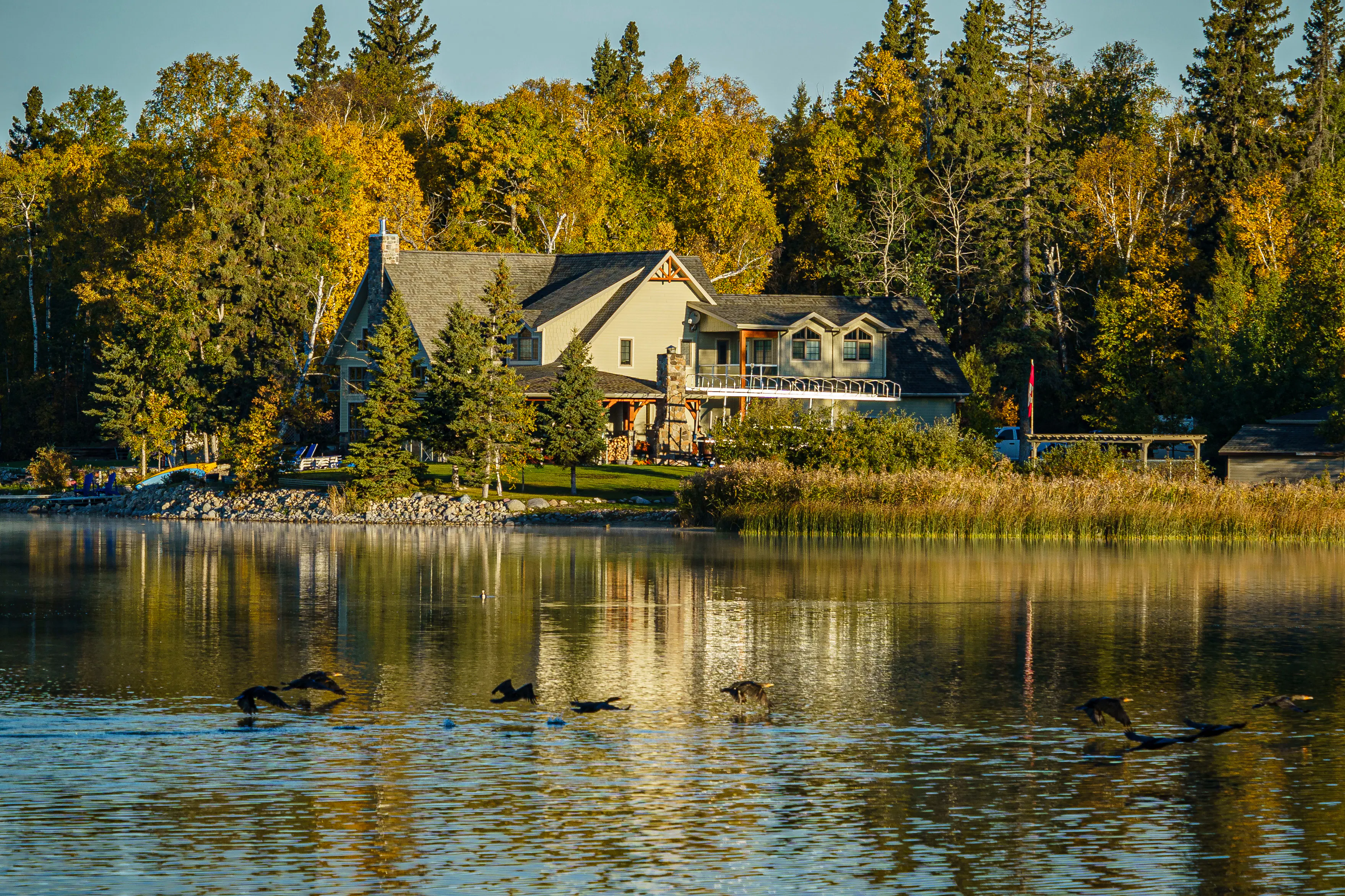 Best Places to Buy a Lake House for Rentals