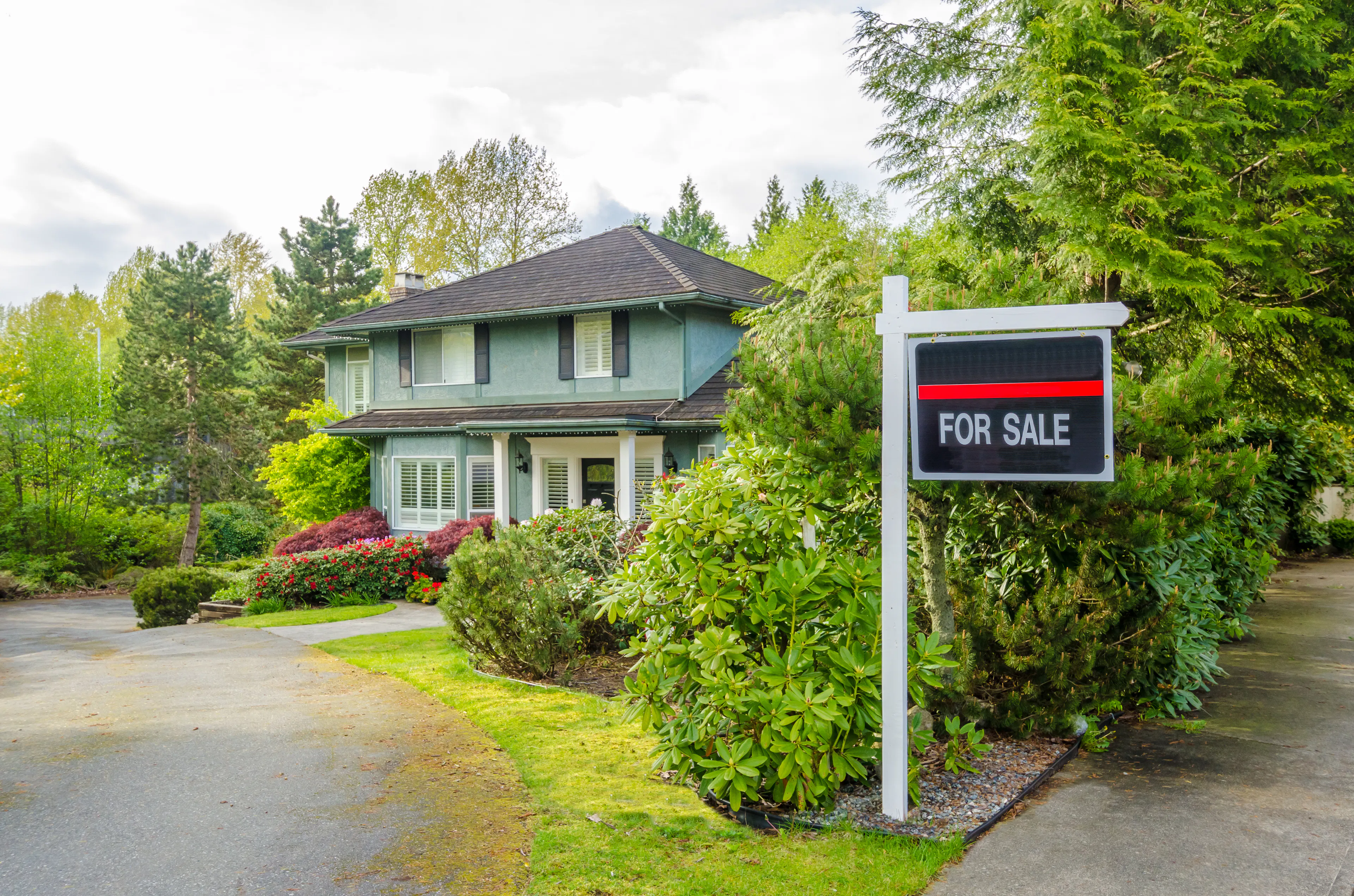 9 Best Real Estate Investment Software for Airbnbs