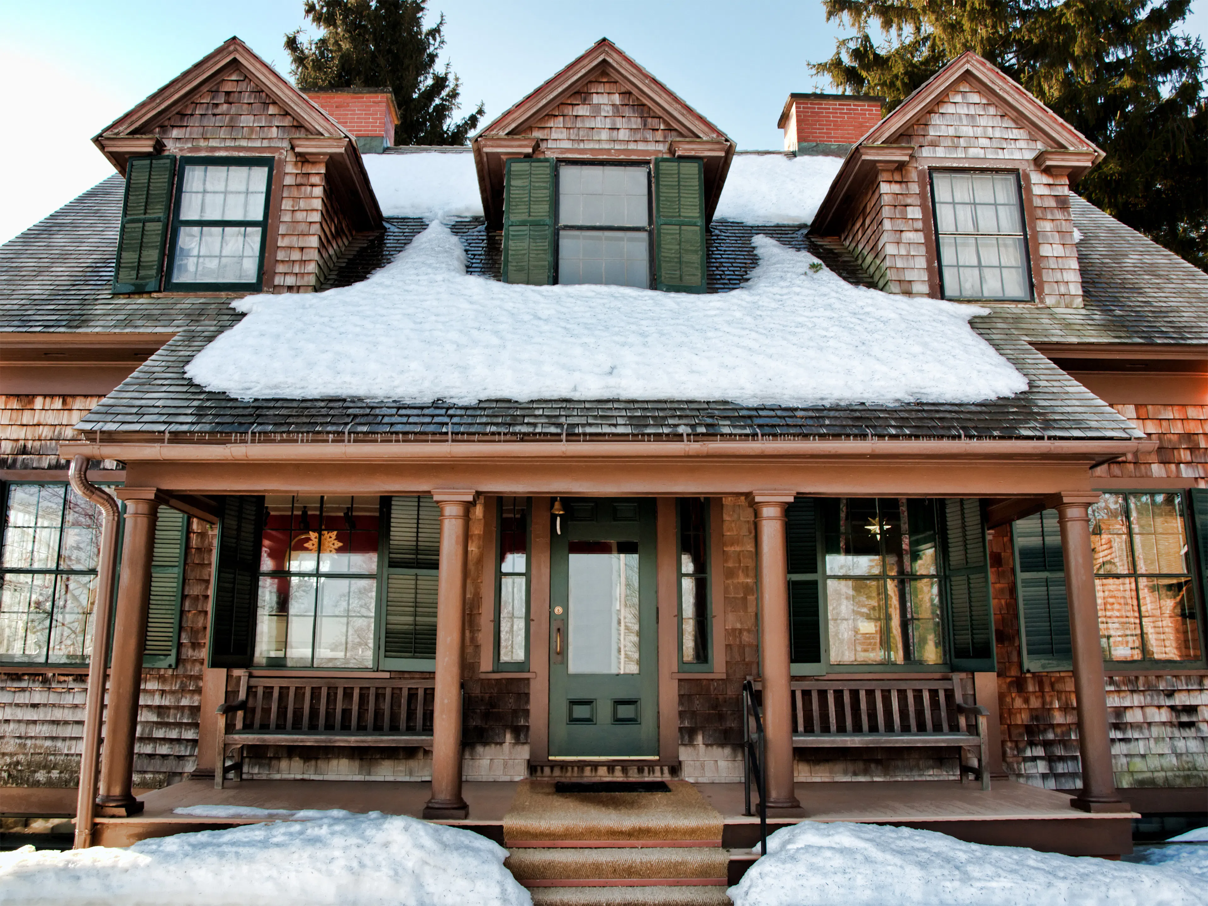 15 of the Best Real Estate Newsletters in 2025