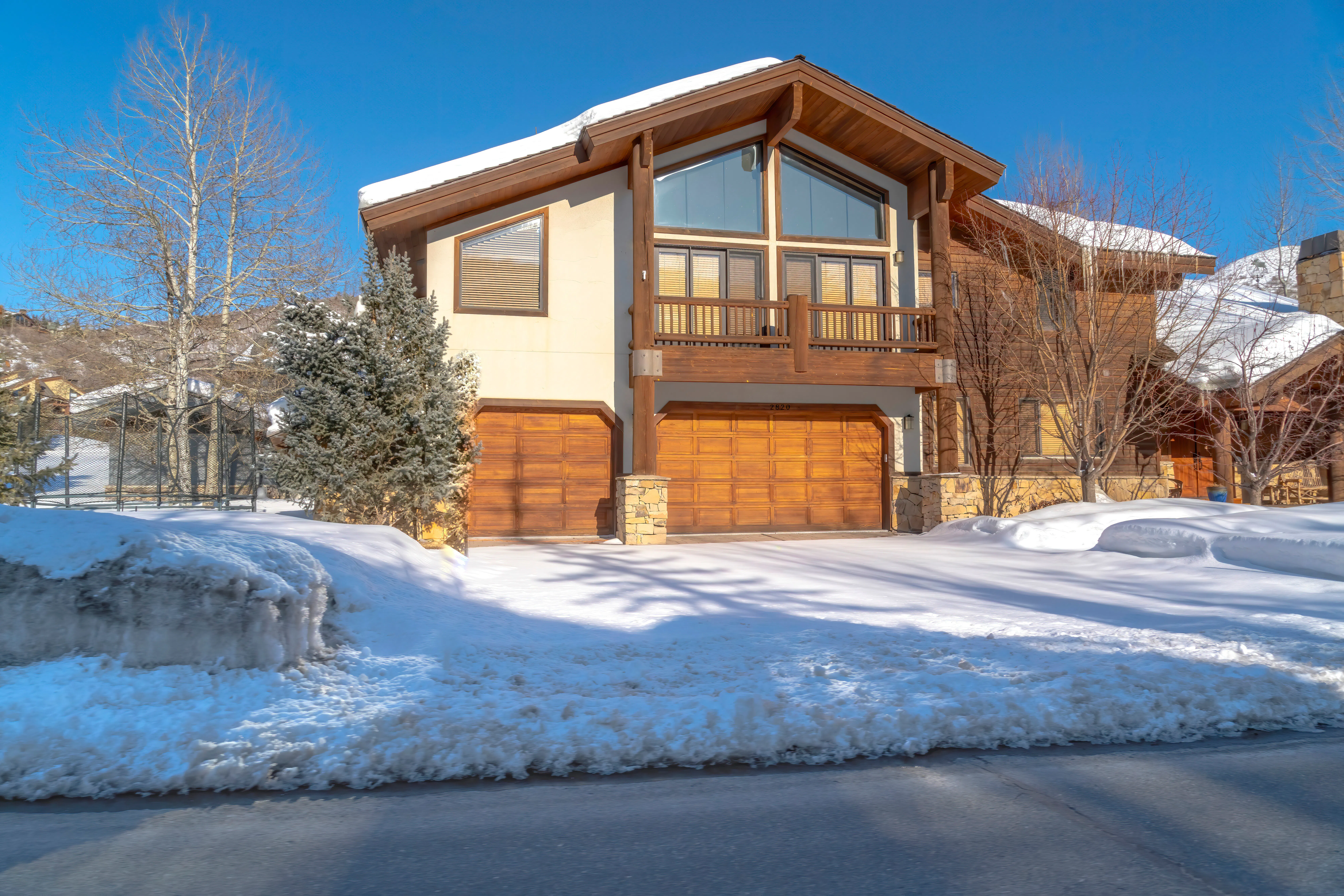 Home facade in luxury Park City Utah neighborhood.jpeg