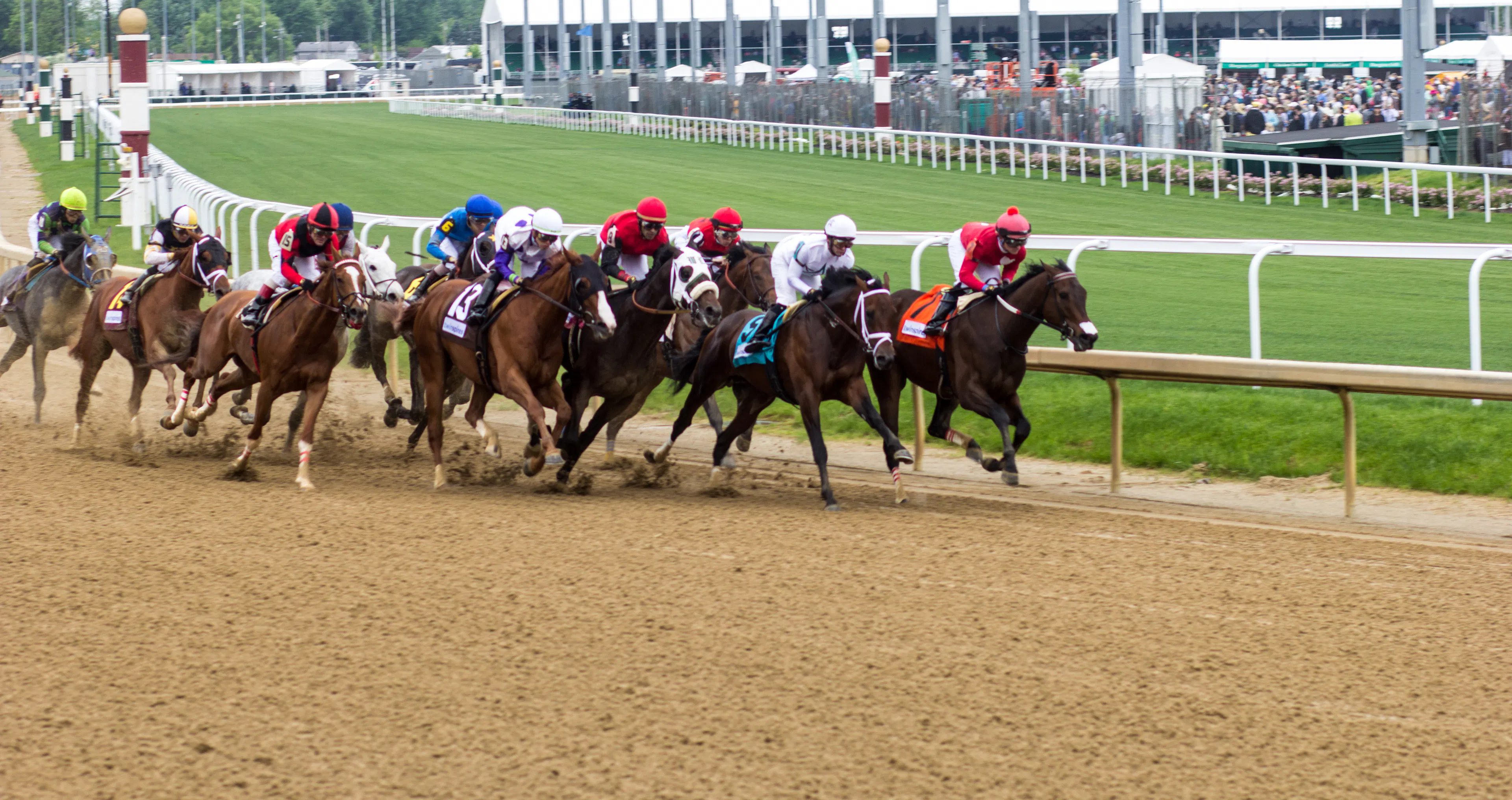 Galloping Profits: Kentucky Derby Effect on Louisville's STR Market