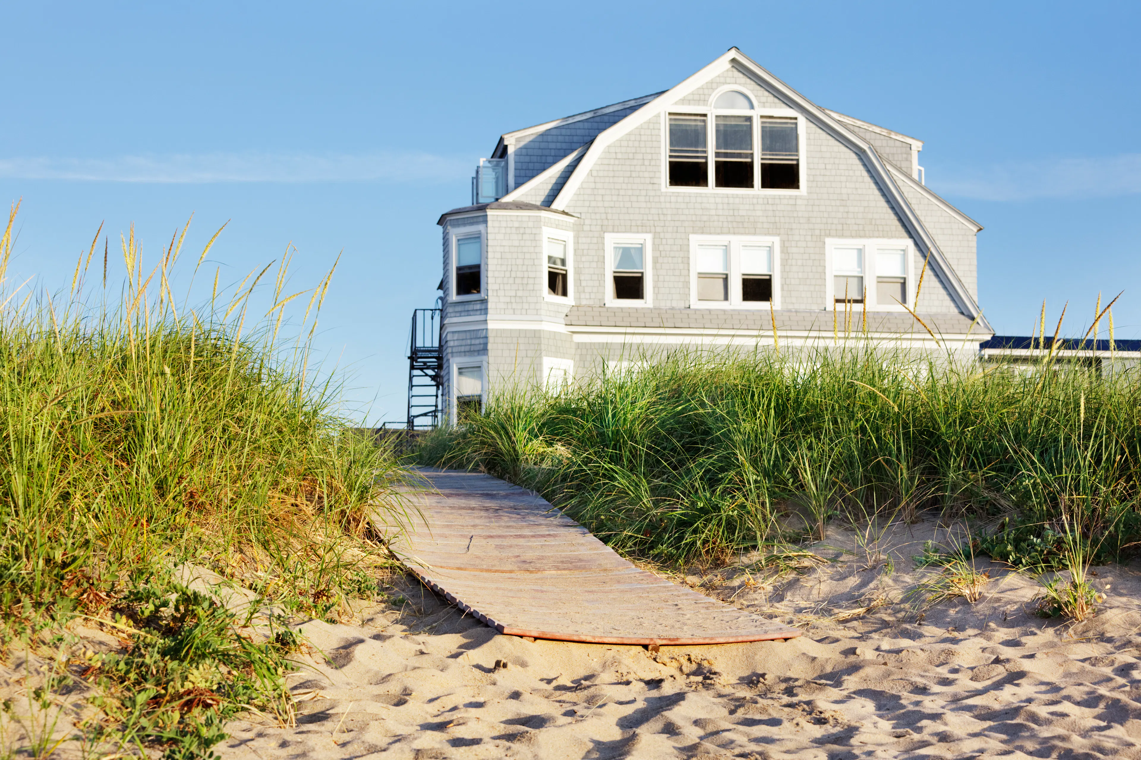 Are Beach Rentals a Good Investment? Here’s What the Data Says