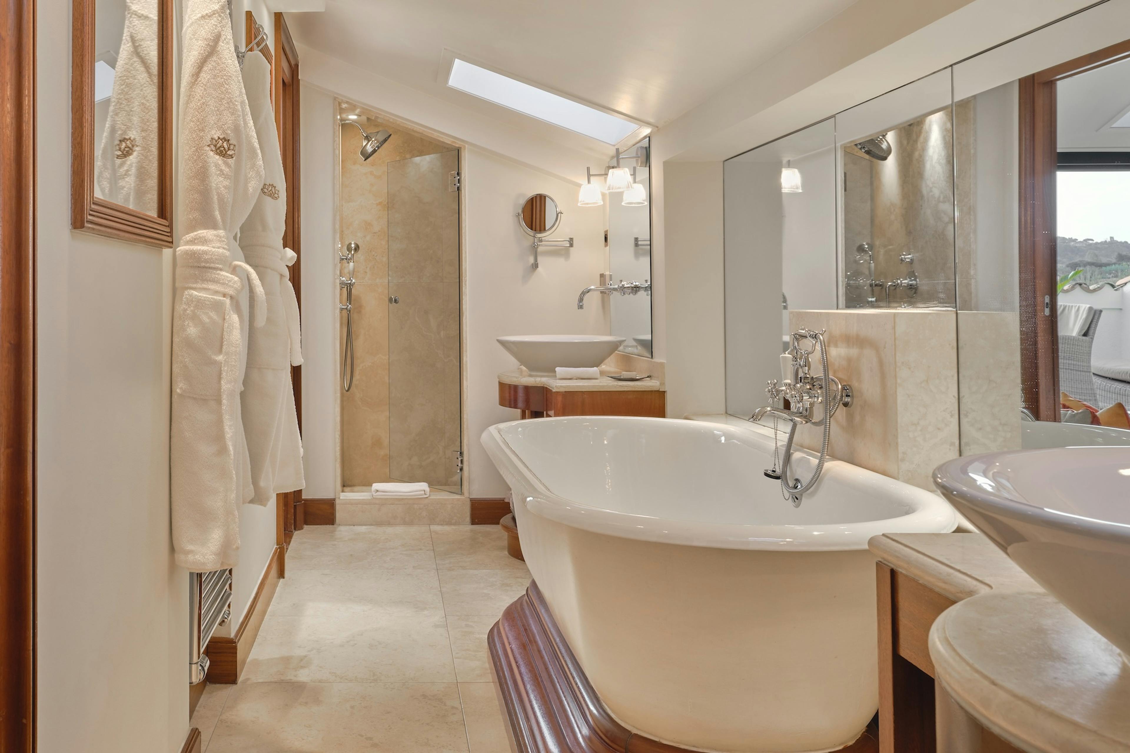 Salle de bain Suite Tropézienne hôtel de luxe Pan deï Palais à Saint-Tropez