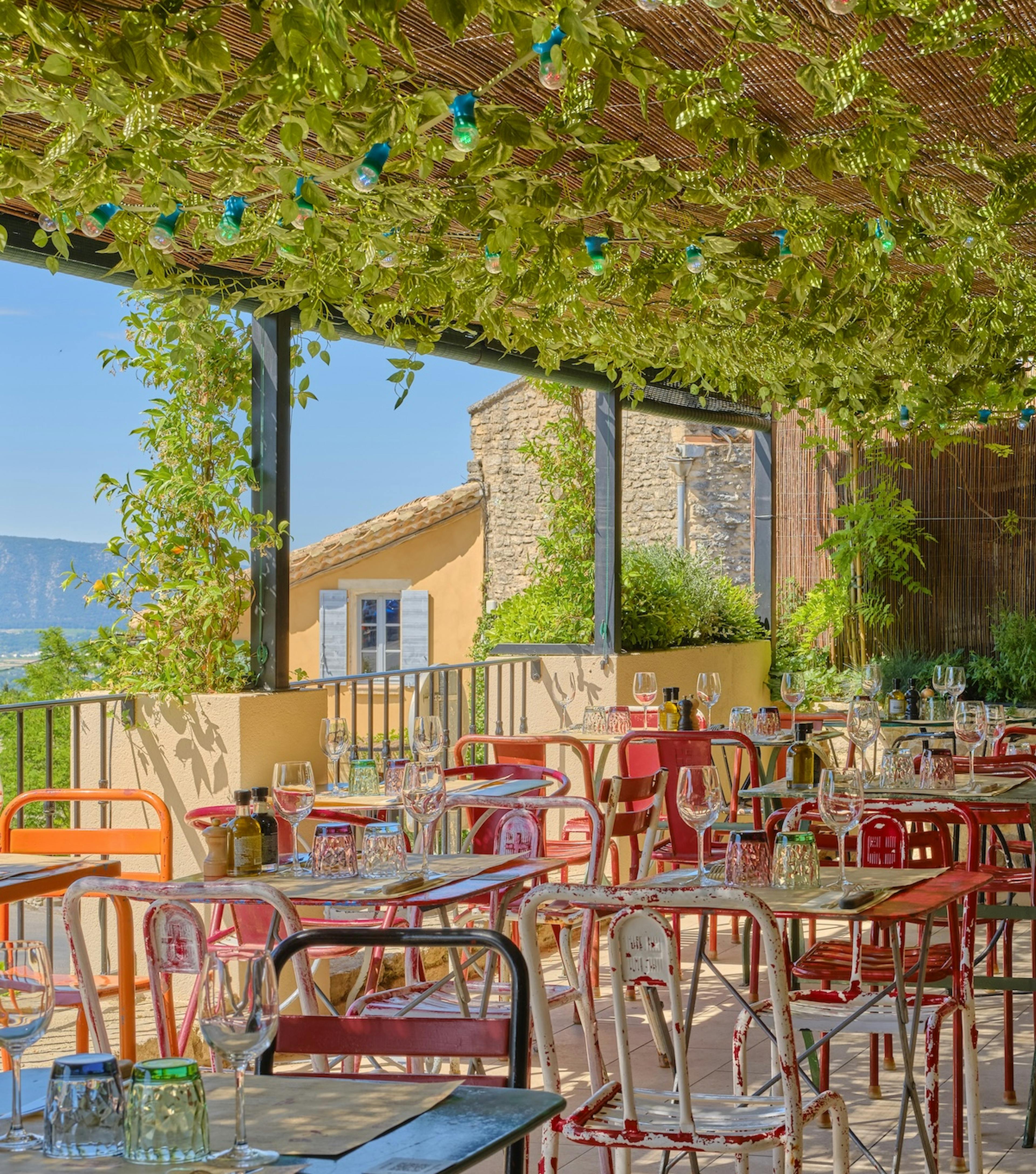 Restaurant italien La Bastide de Pierres, hôtel de luxe La Bastide à Gordes