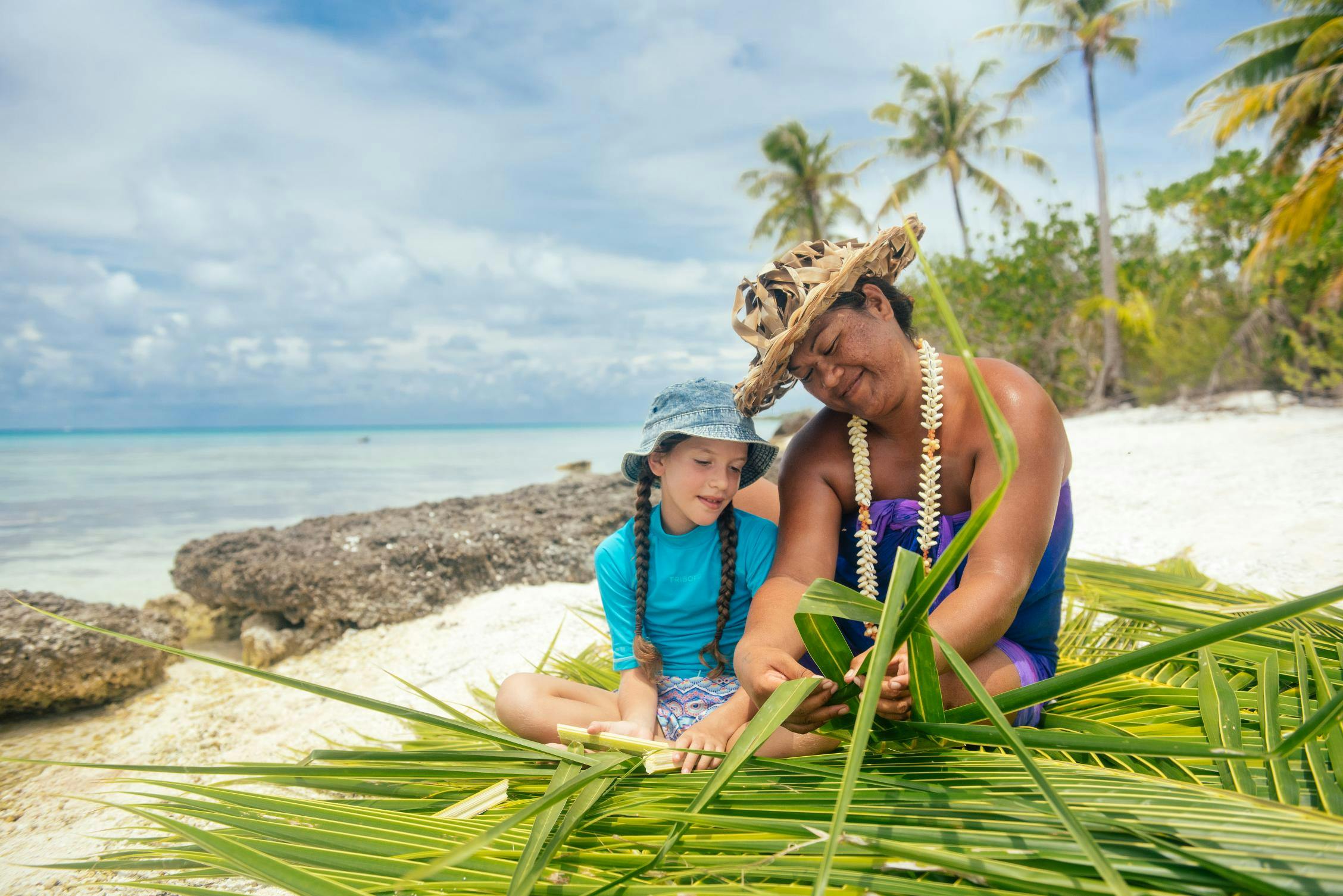 A girl with her grand-ma at Rangiroa