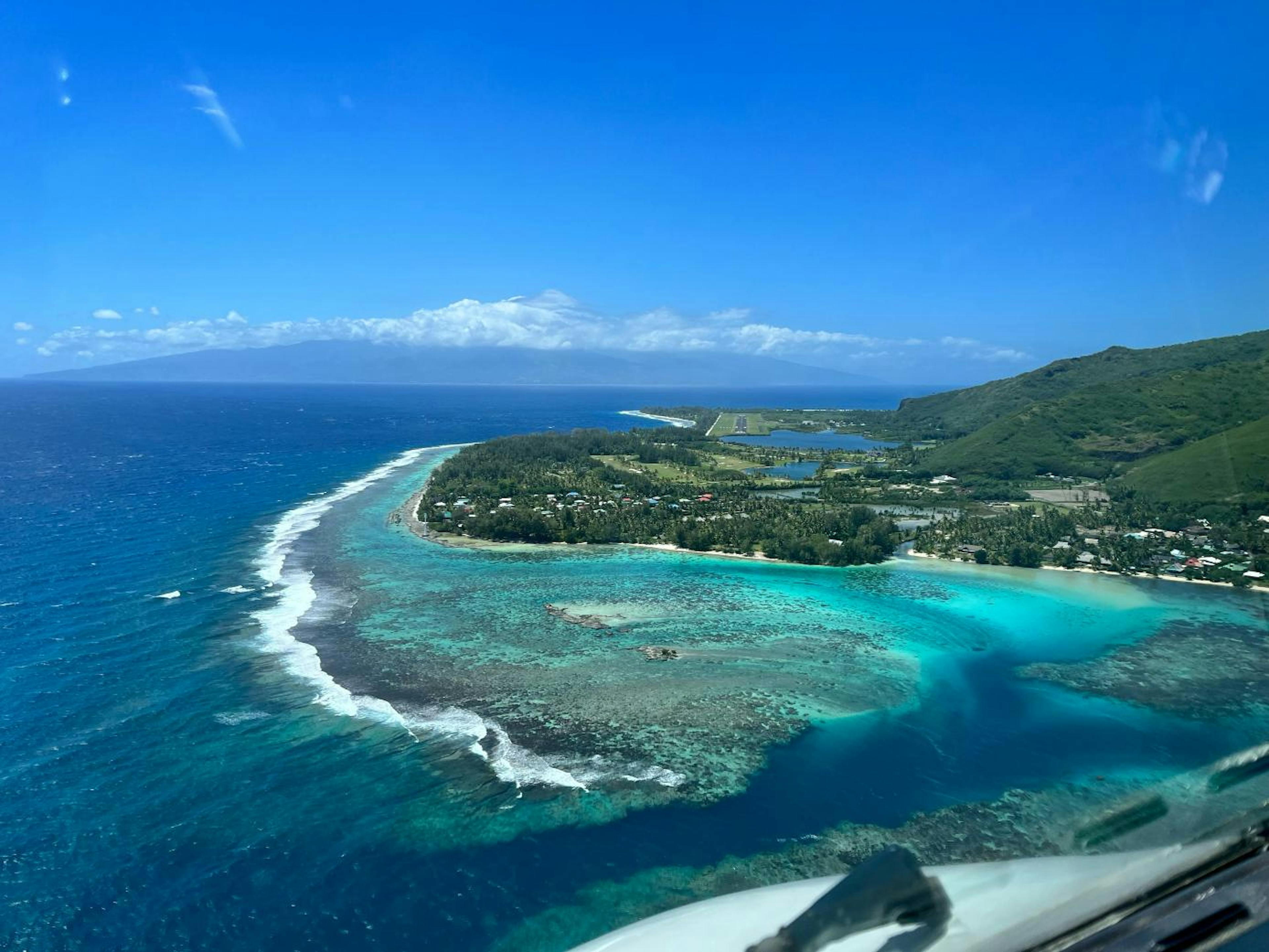 Moorea airport