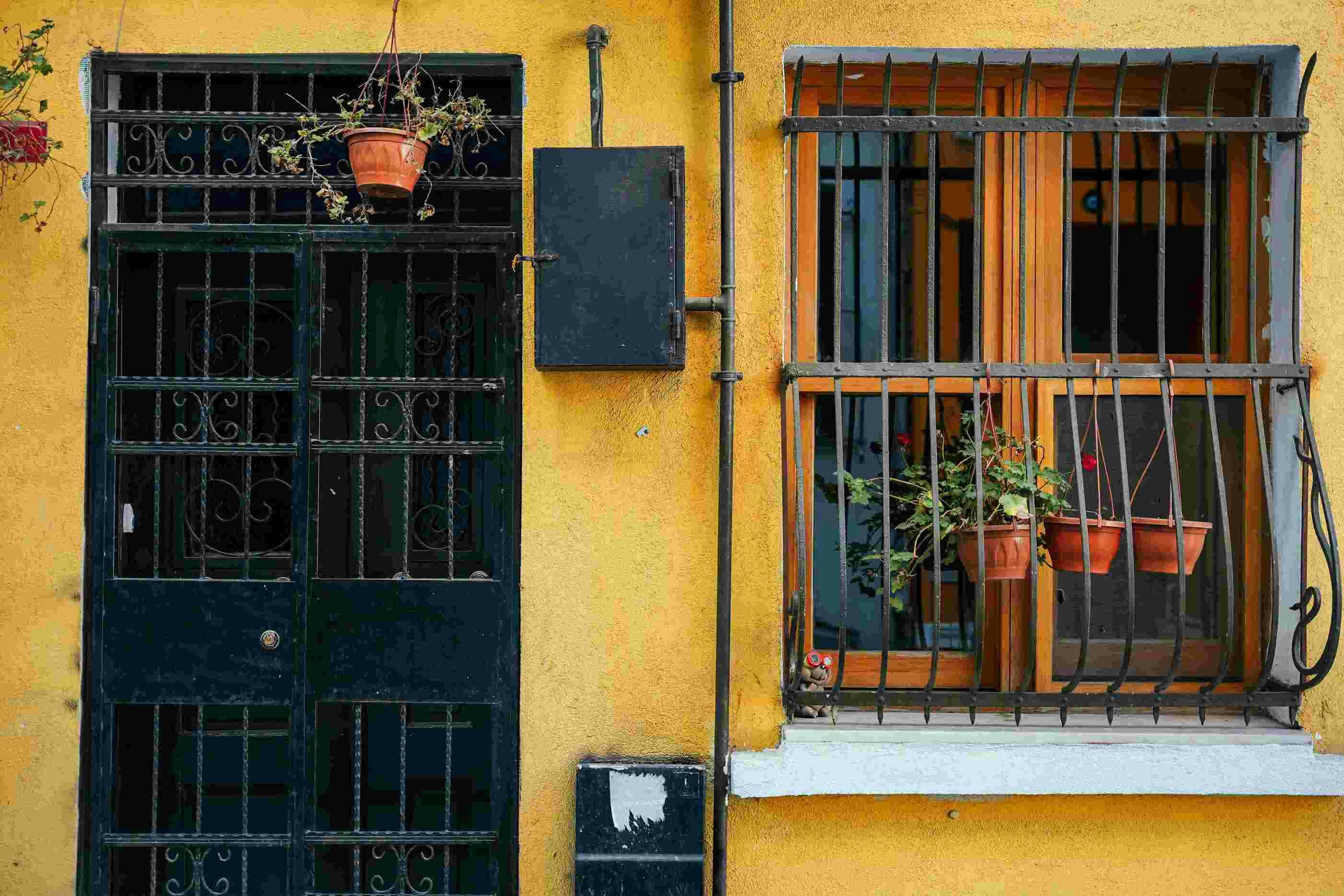 A picture of a house